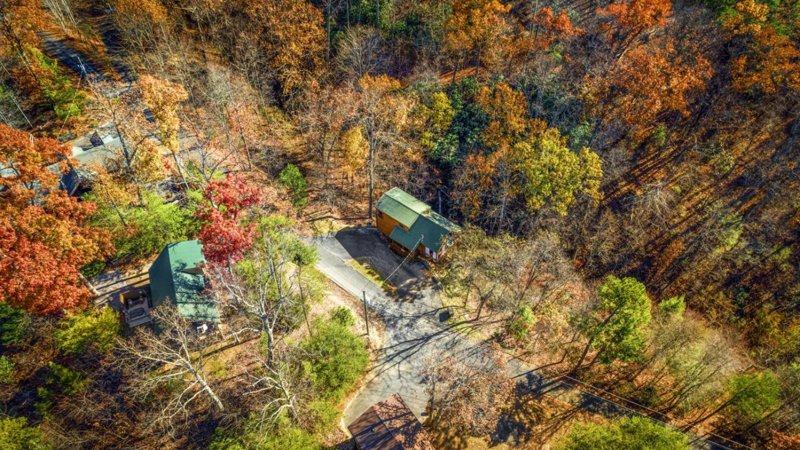 Natures Nest MTN View Hot Tub Arcade Games