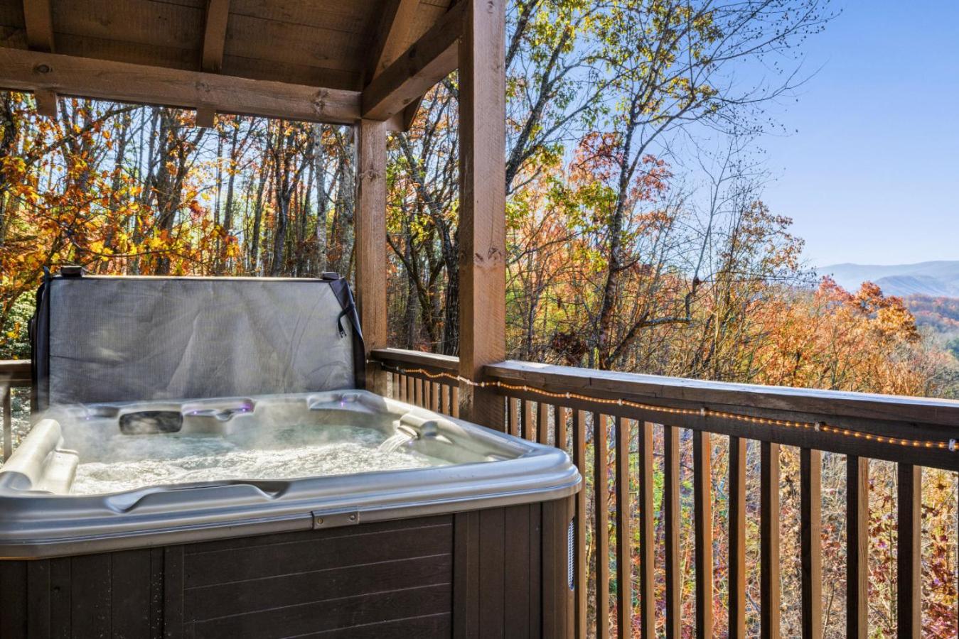 Natures Nest MTN View Hot Tub Arcade Games