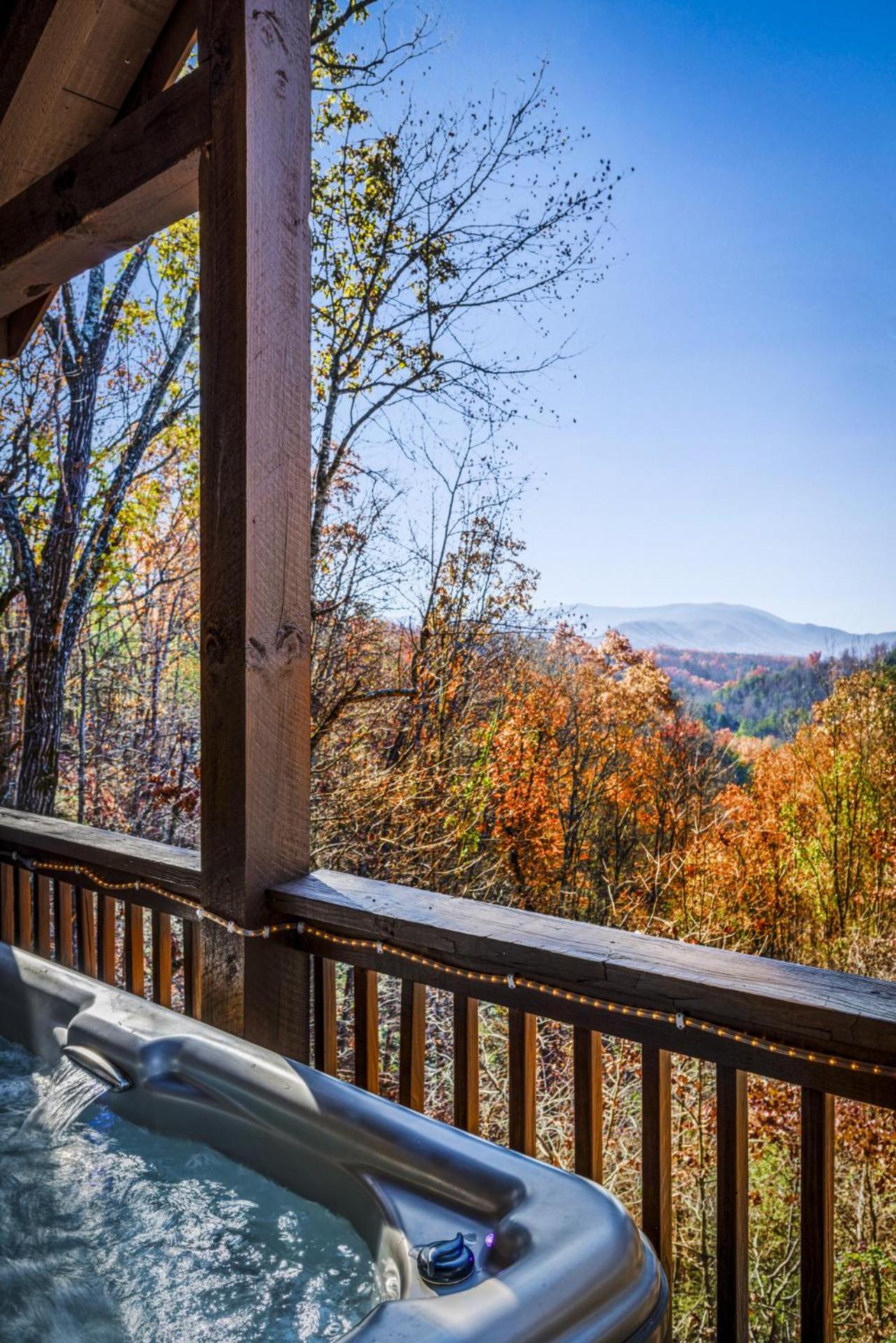 Natures Nest MTN View Hot Tub Arcade Games
