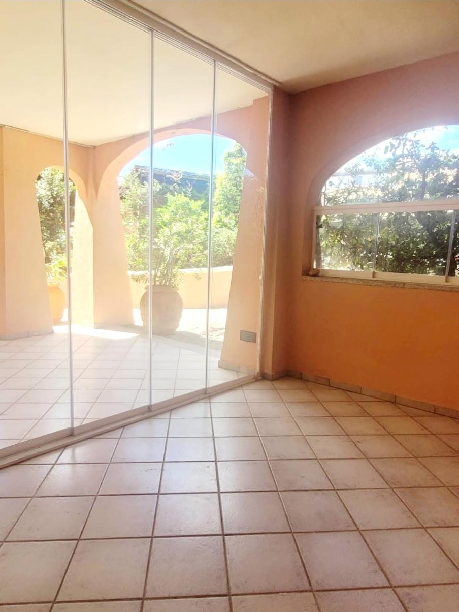 Swimming pool & Beach access Residence