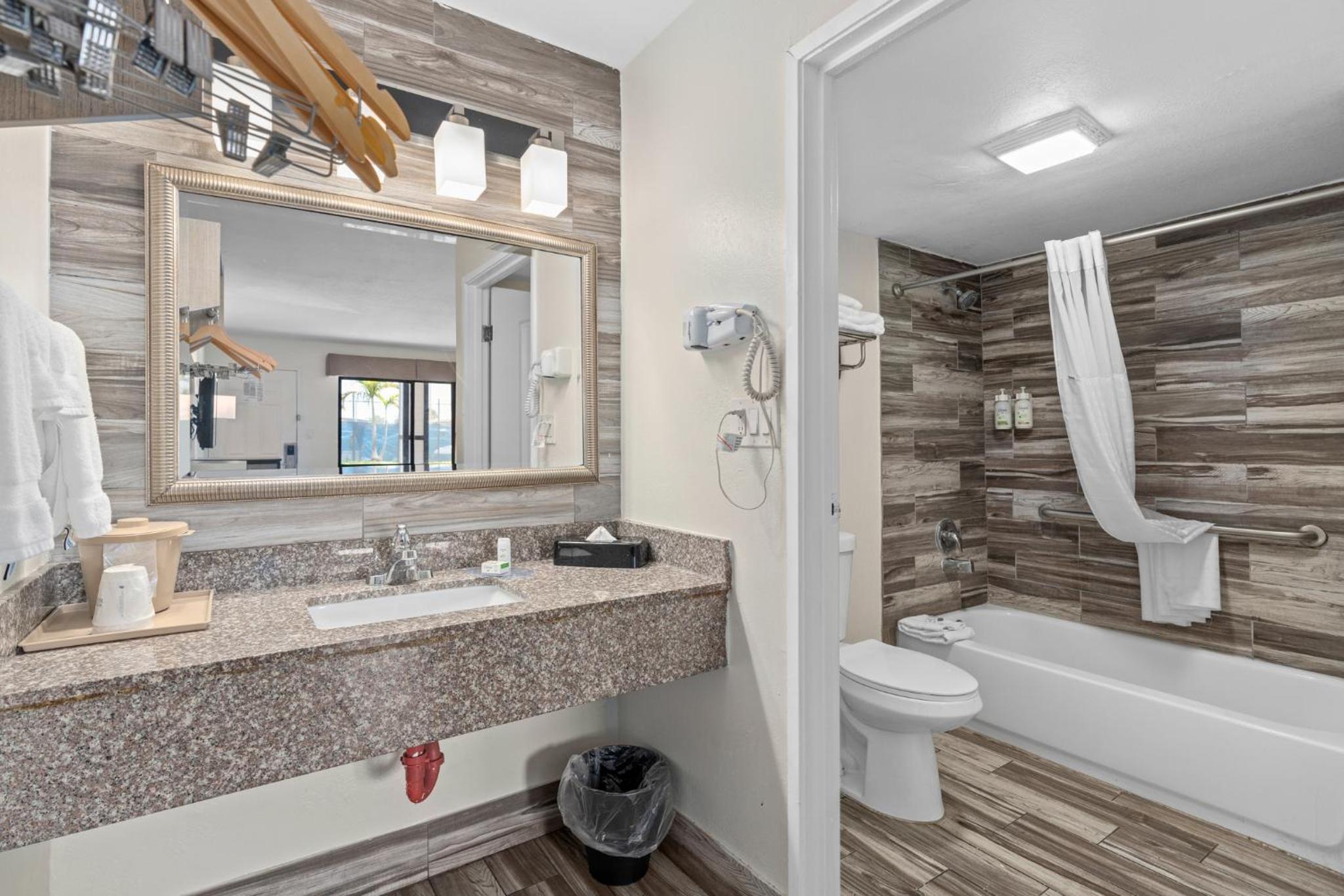 Baymont by Wyndham Orlando Downtown, photo 57