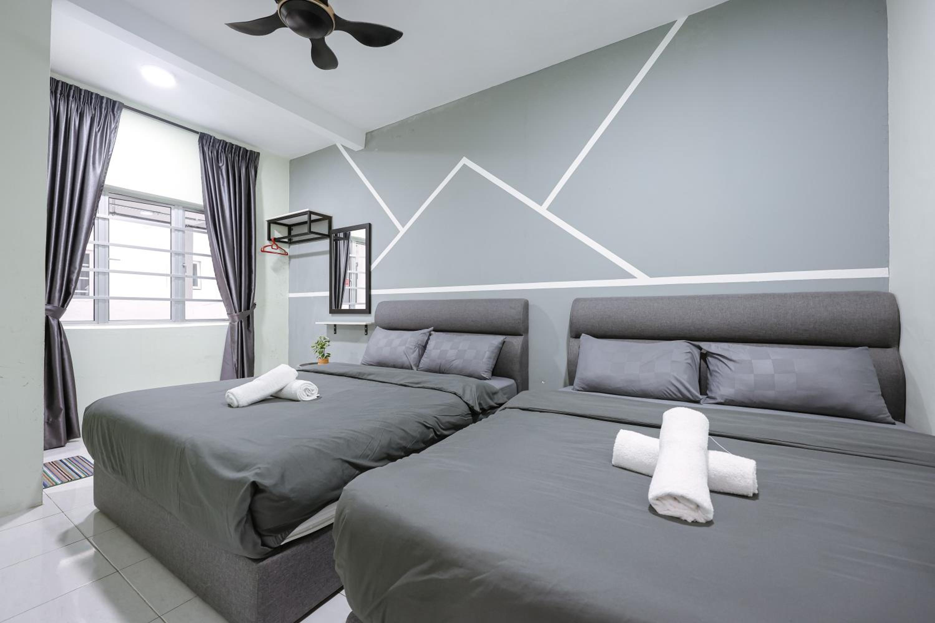 Lavender Dream Brinchang Cozy Family 10 Pax Clover Home 8-01