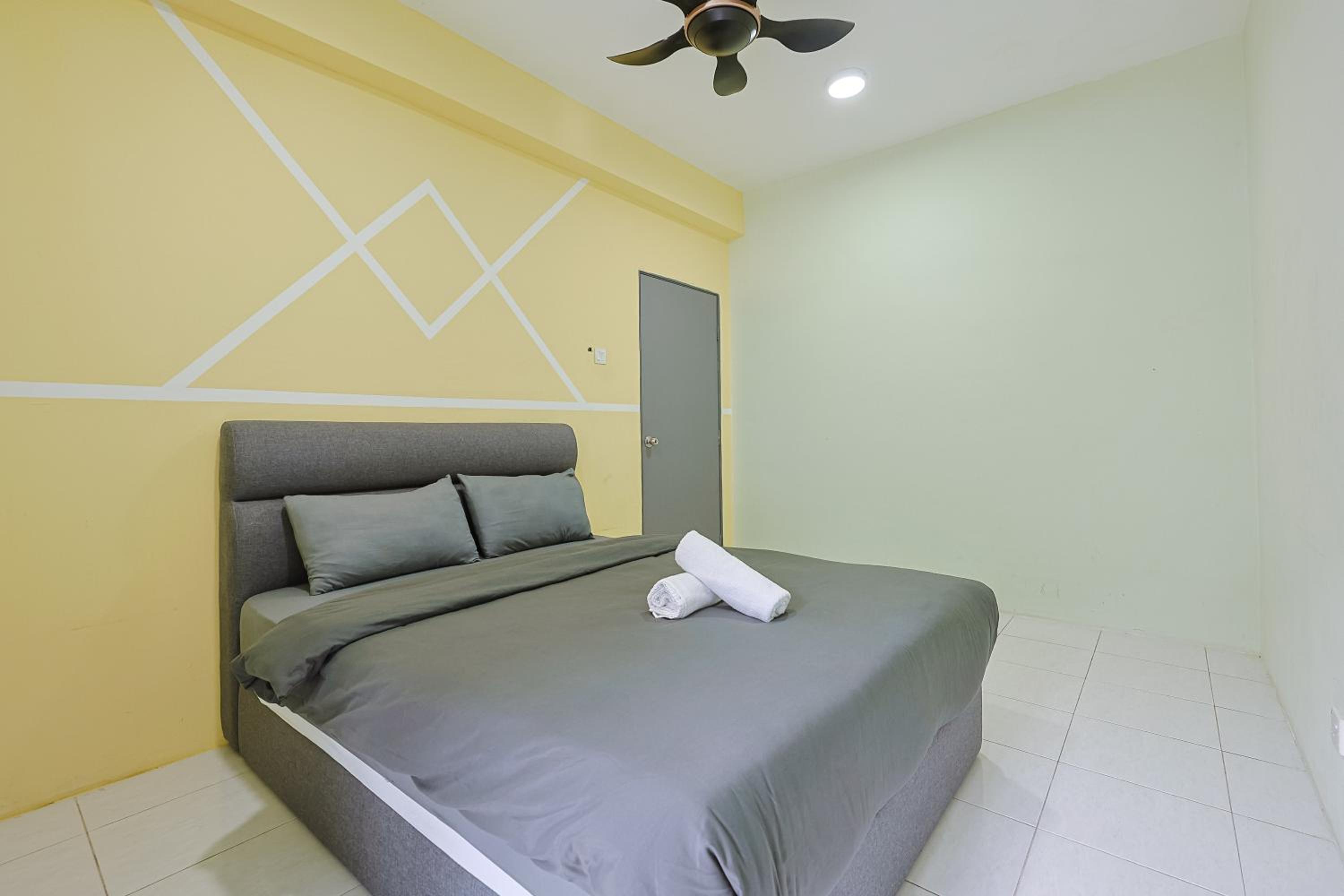 Lavender Dream Brinchang Cozy Family 10 Pax Clover Home 8-01