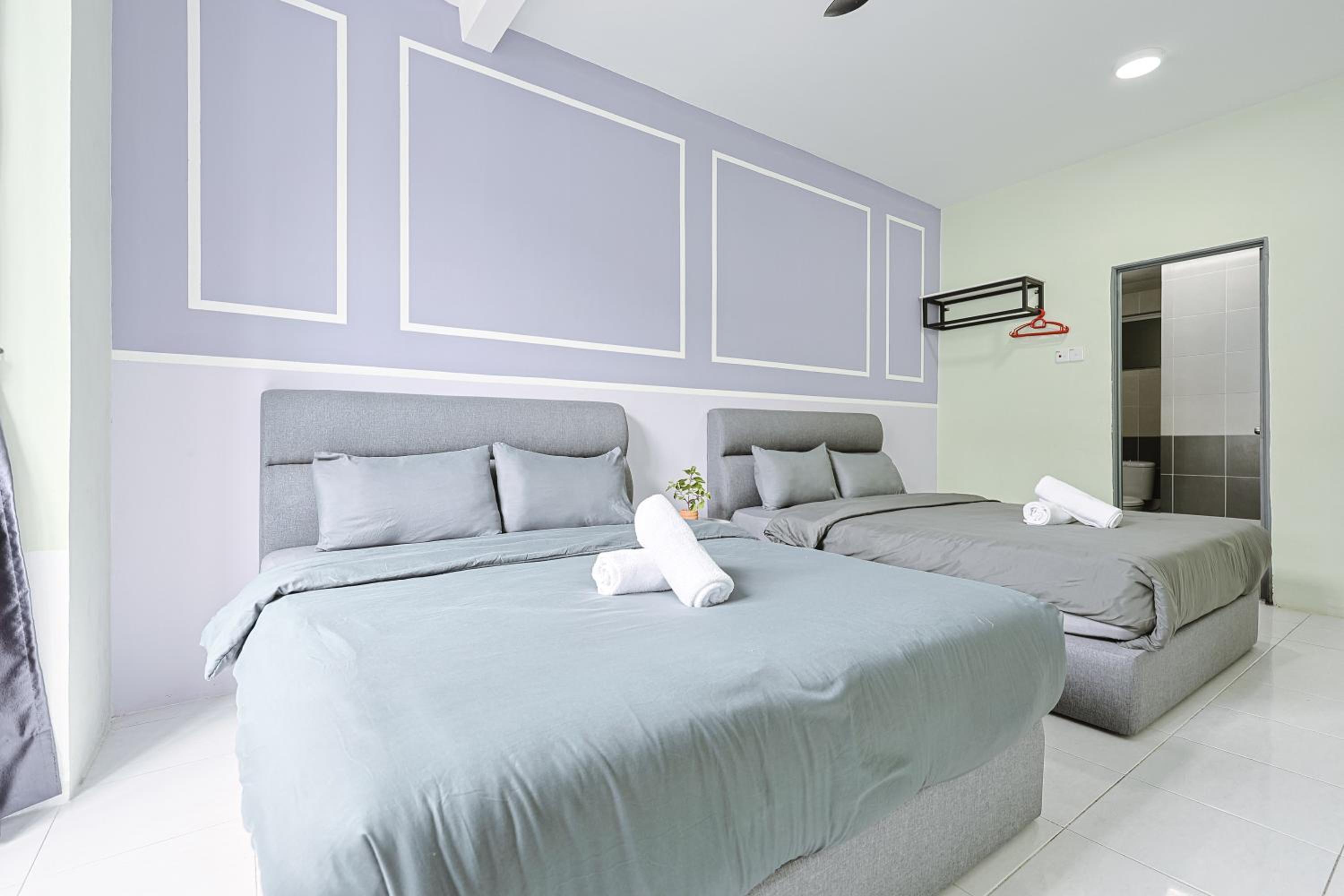 Lavender Dream Brinchang Cozy Family 10 Pax Clover Home 8-01