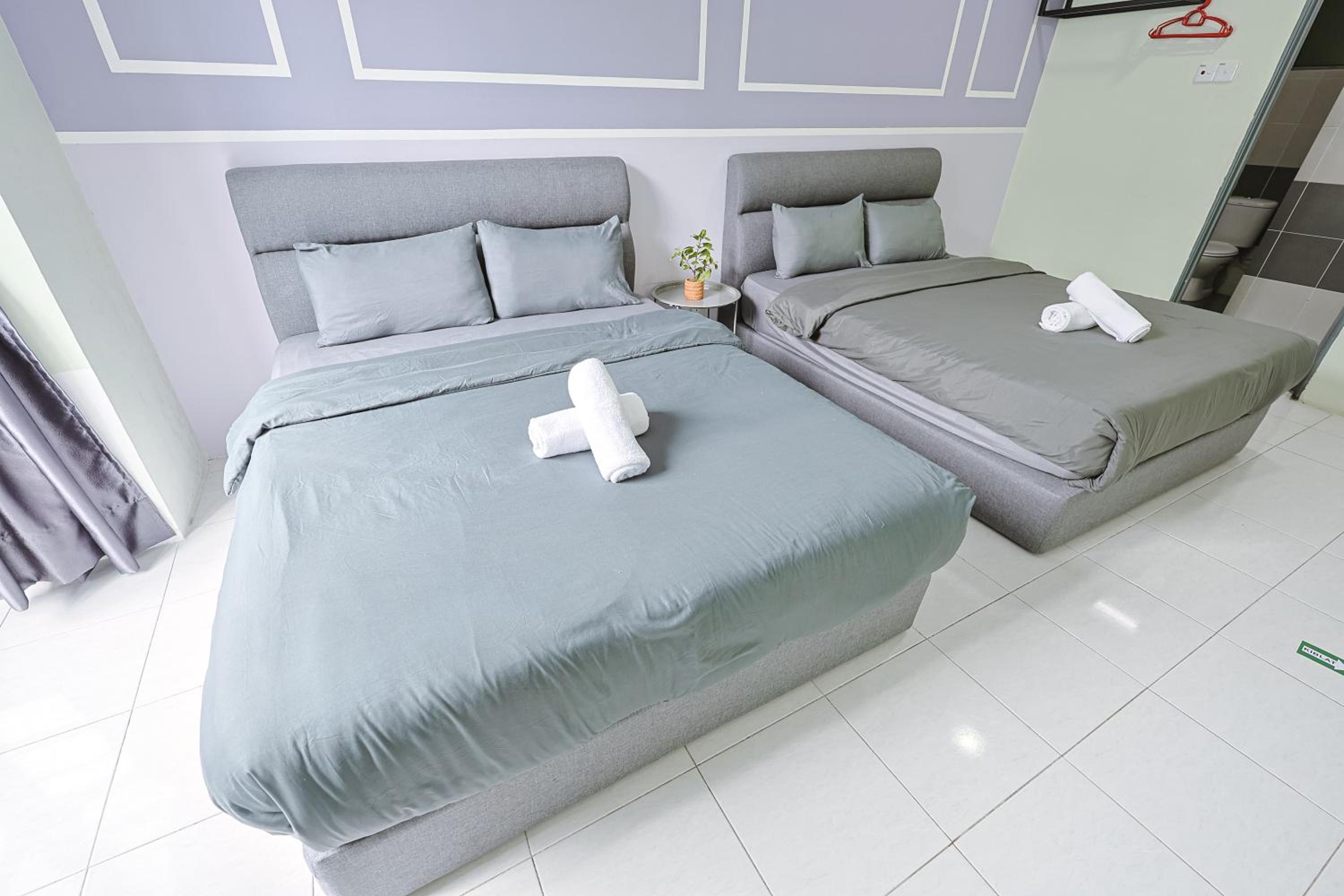 Lavender Dream Brinchang Cozy Family 10 Pax Clover Home 8-01