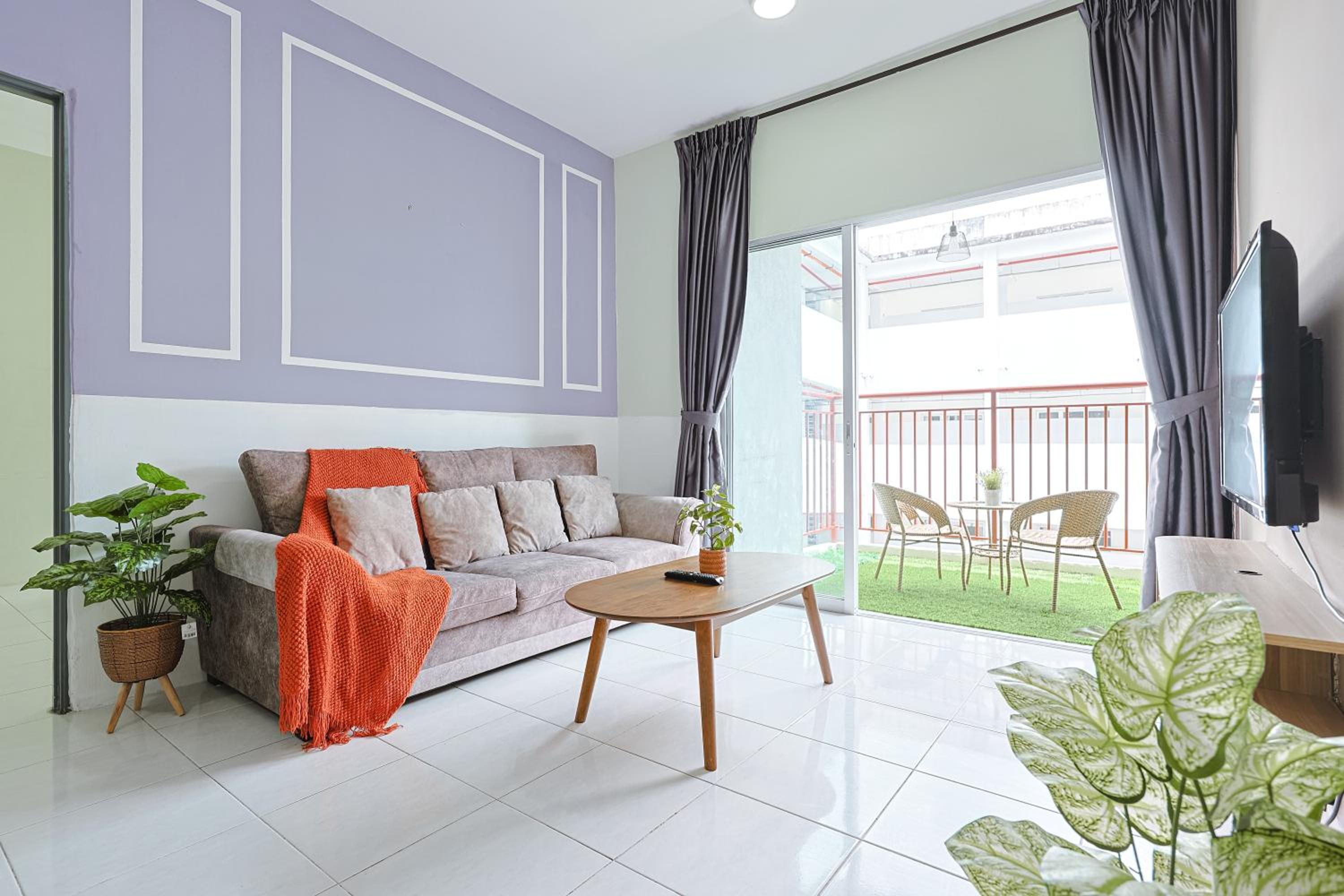 Lavender Dream Brinchang Cozy Family 10 Pax Clover Home 8-01