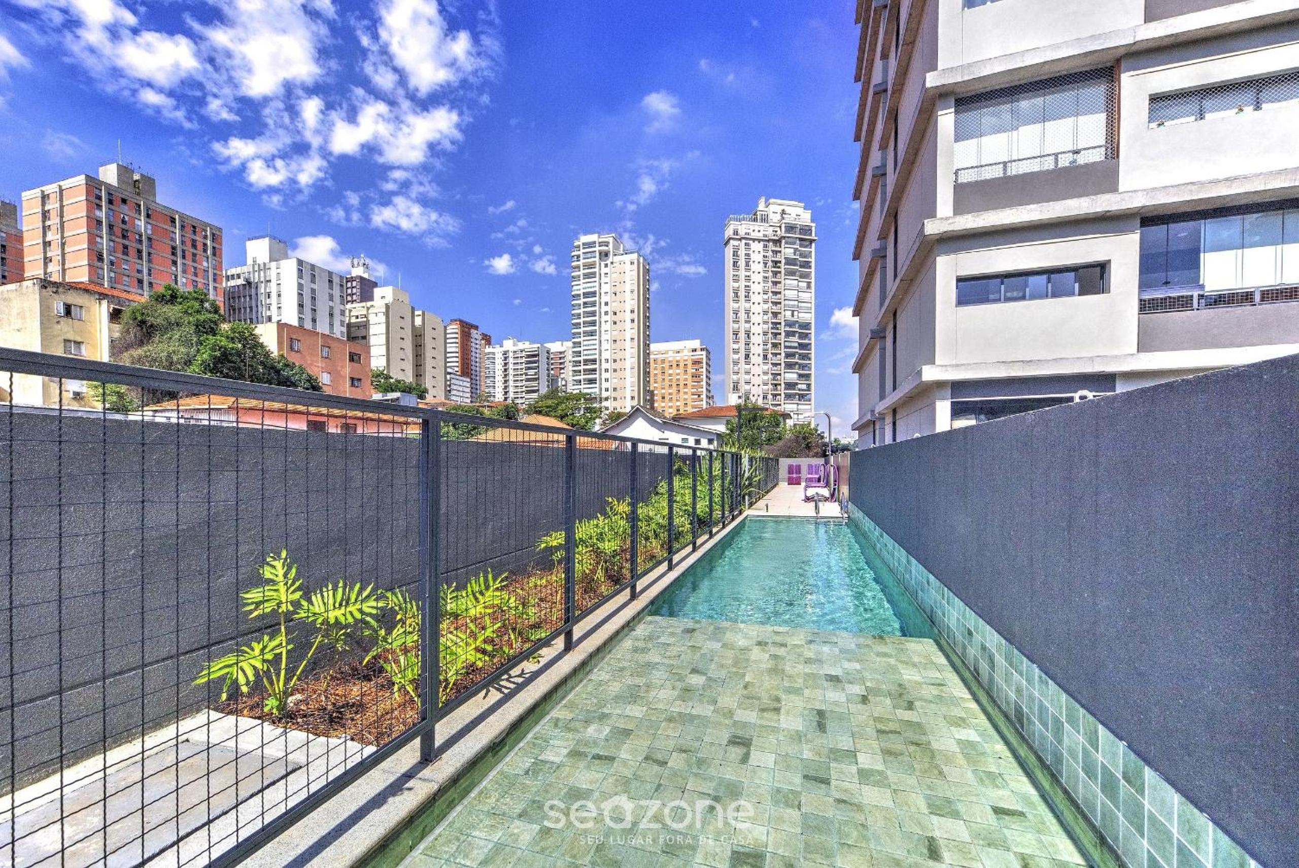 Studio with Balcony 100m from PUC-Pompeia PUQ0208