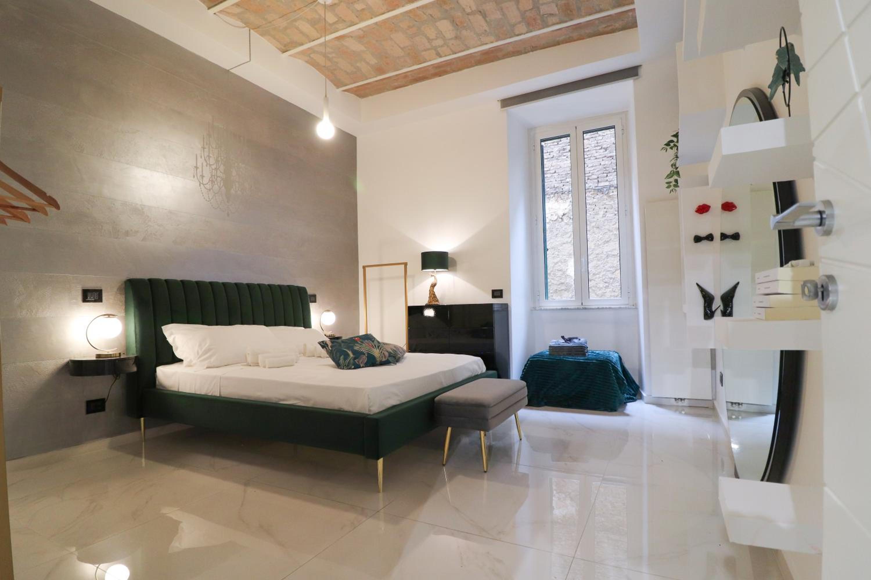 FLORA- Loft Luxury - tra Colosseo e Santa Maria Maggiore - Metro