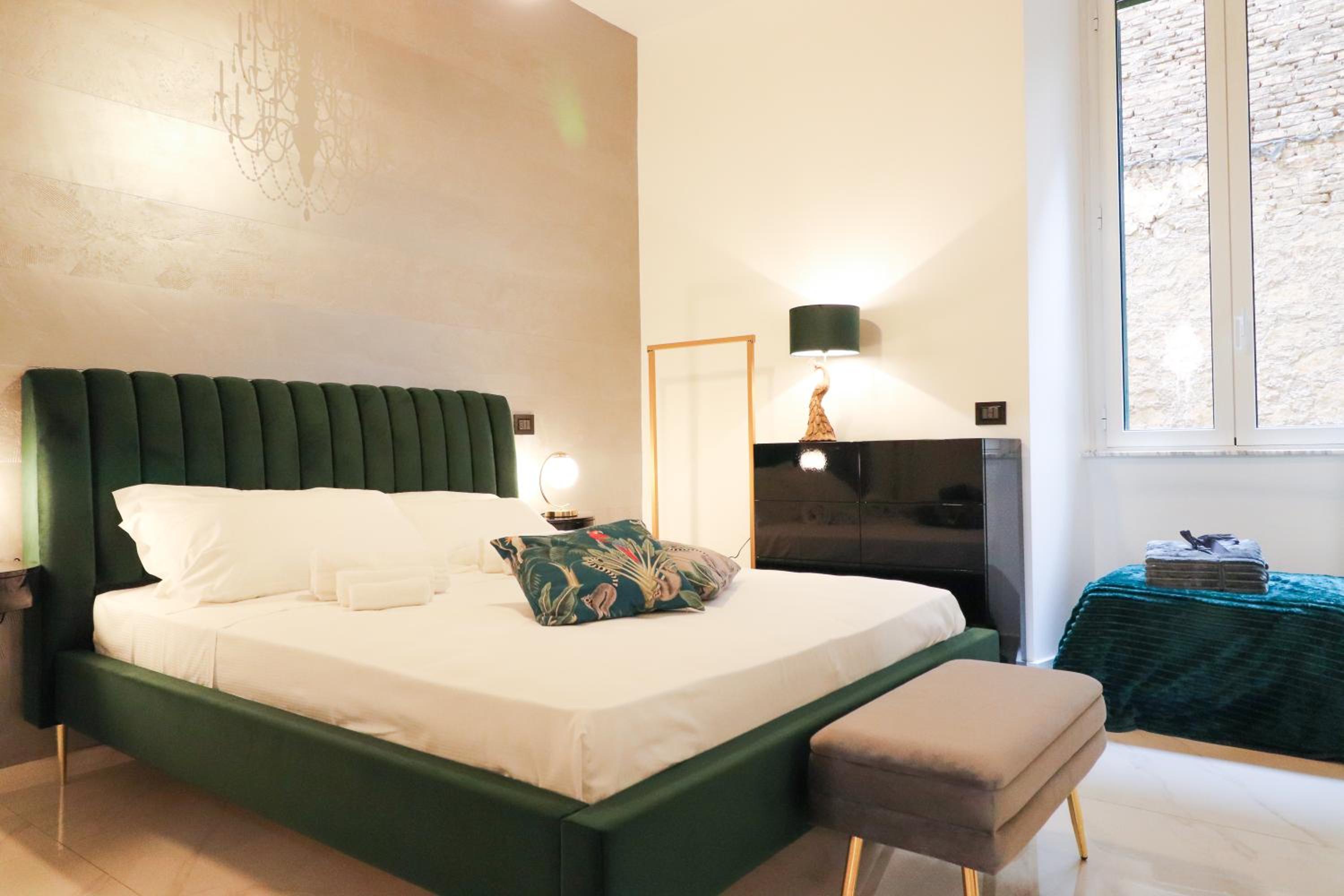 FLORA- Loft Luxury - tra Colosseo e Santa Maria Maggiore - Metro