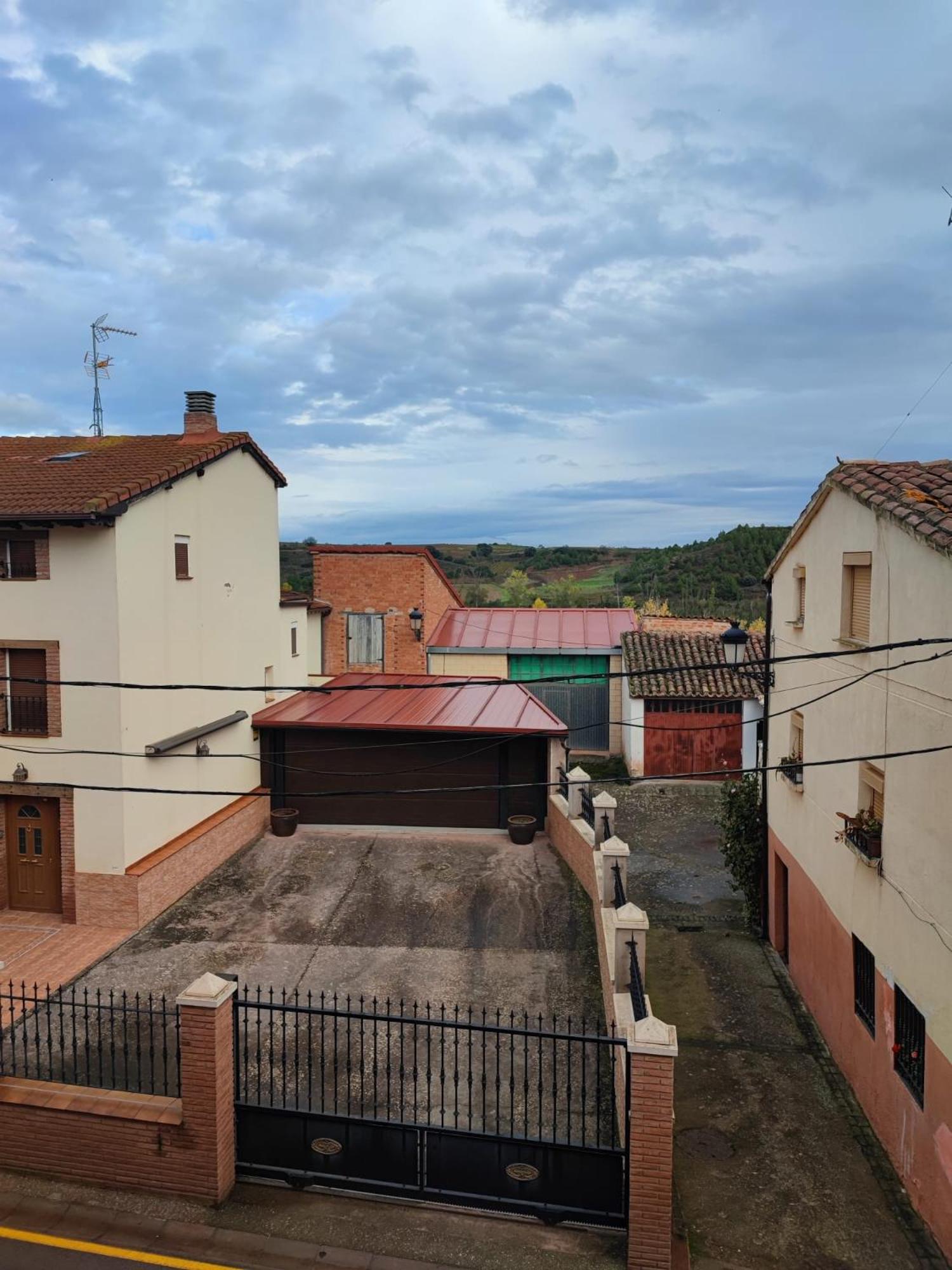 La puerta del Valle I Piso grande de 130 m entero para tu disfrute