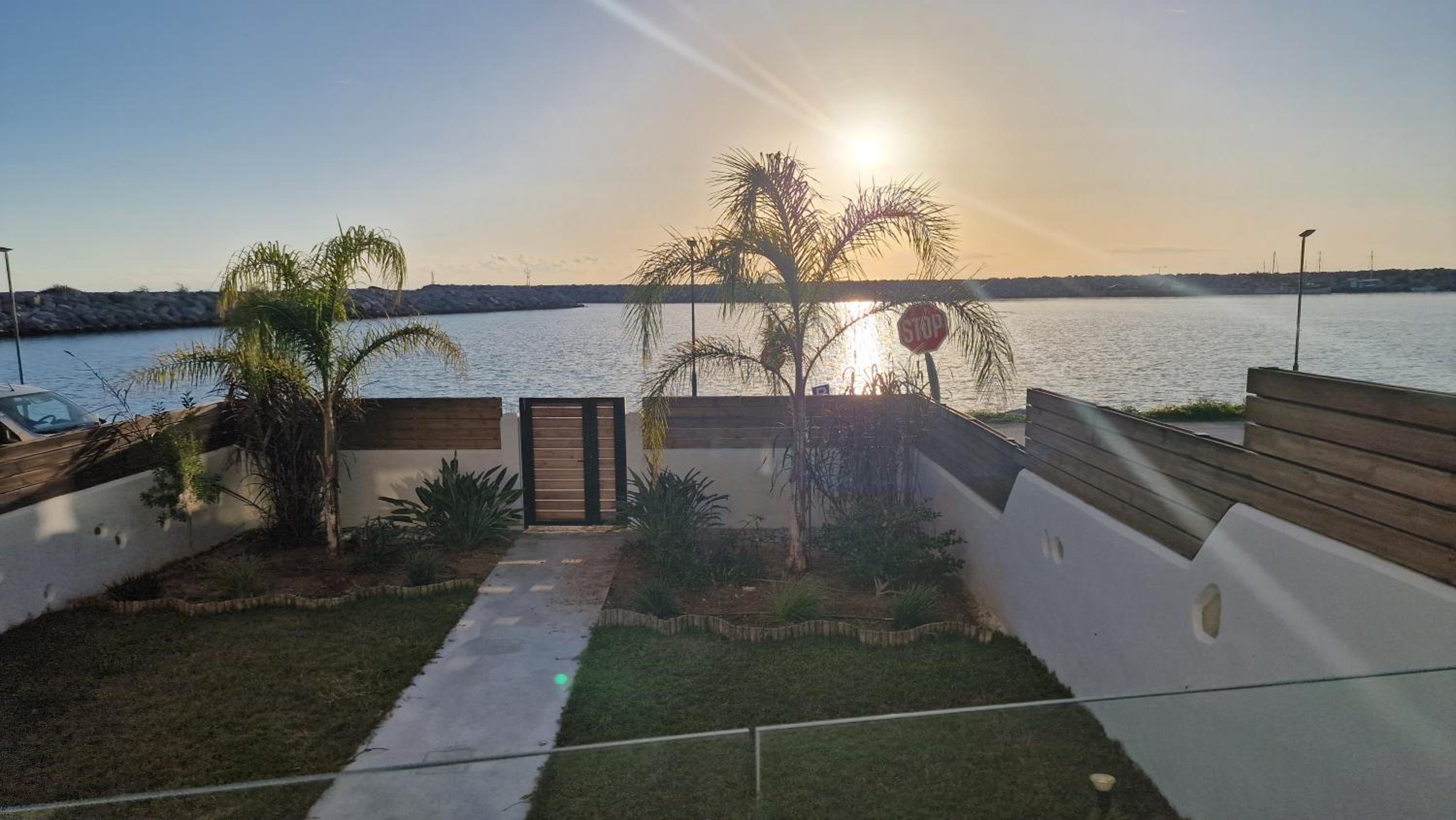 Isalos Sea View Studios, photo 8
