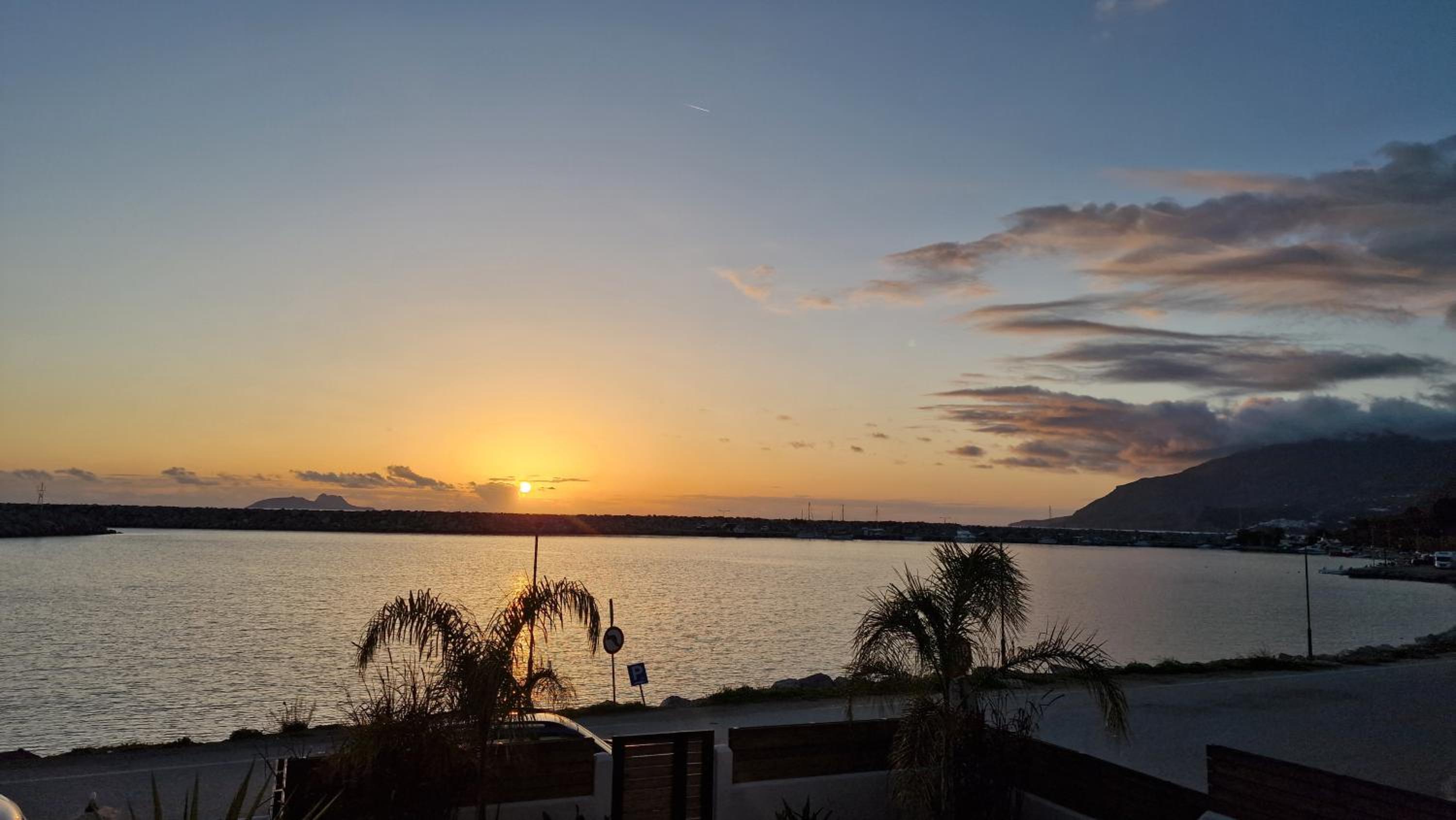 Isalos Sea View Studios, photo 26