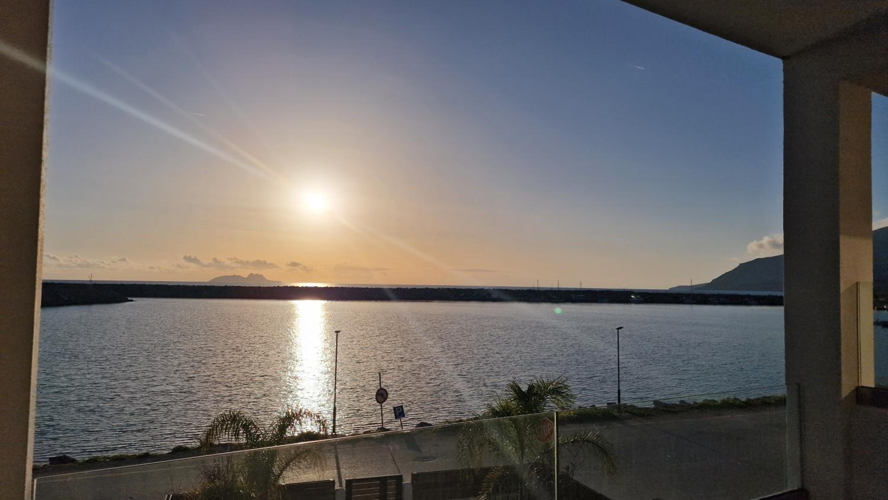 Isalos Sea View Studios, photo 19
