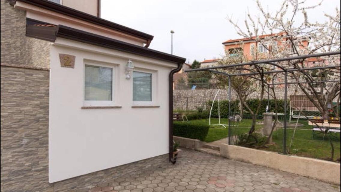 APARTMENTS VILLA BARE - Sea View & Private Parking
