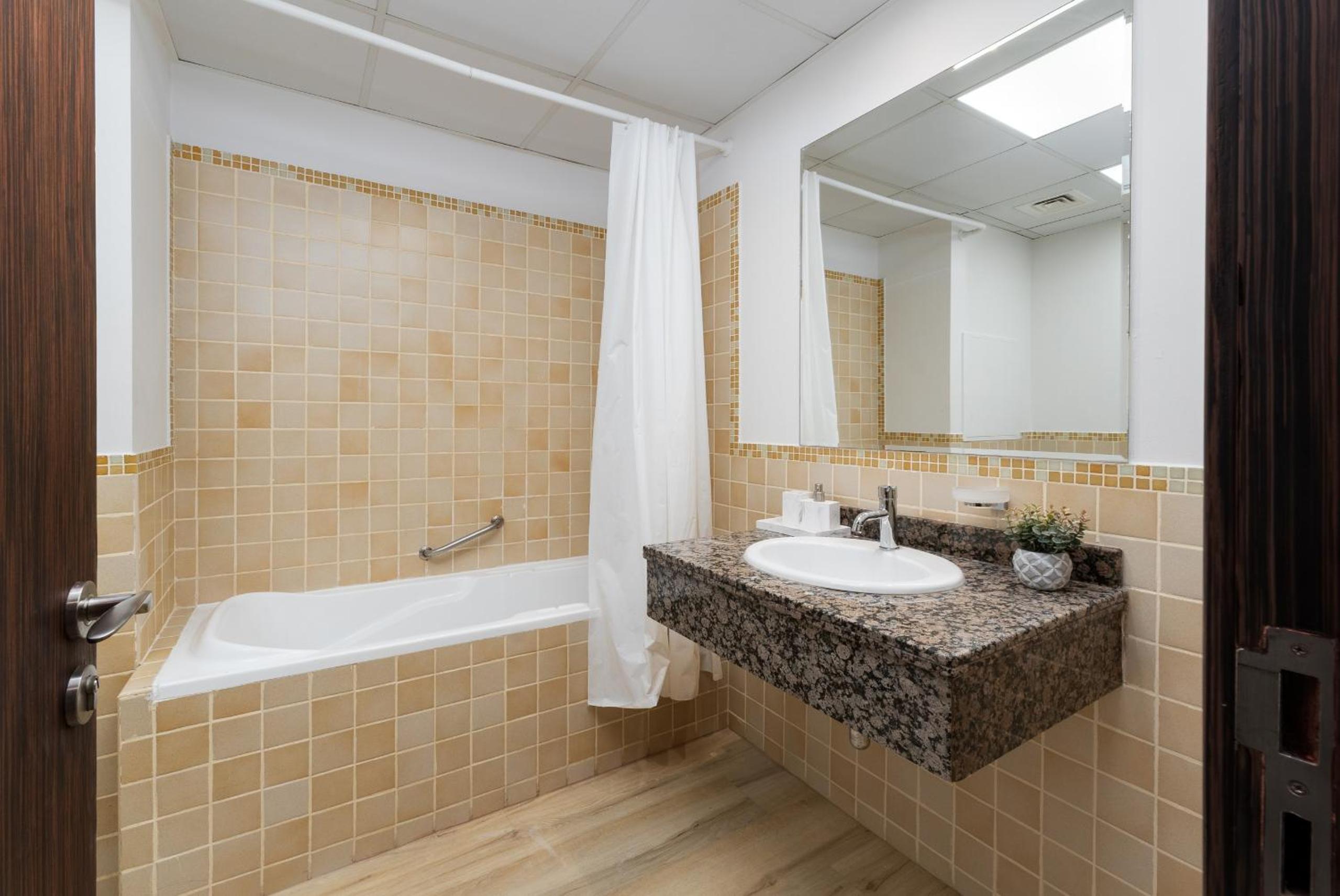 Shams 1, Jumeirah Beach Residence - Mint Stay