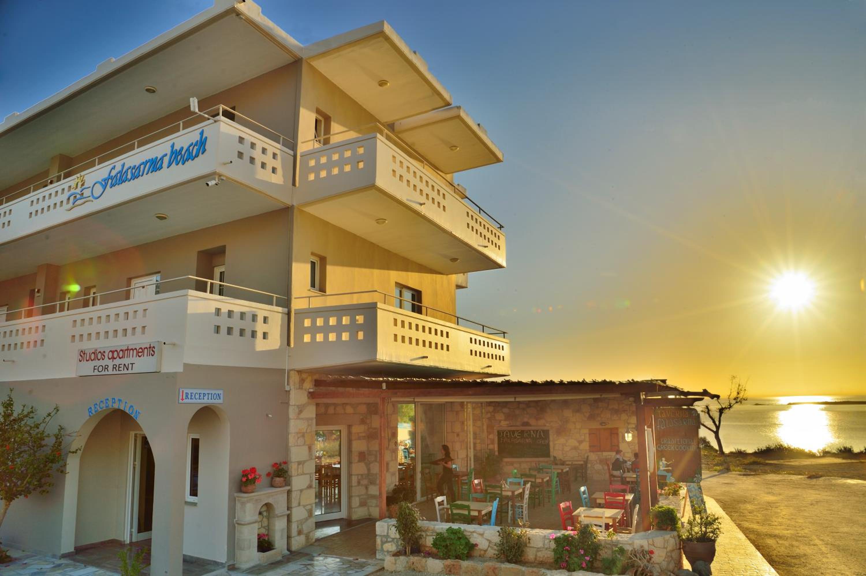 Hotel Falassarna Beach studios&apartments - Image 1