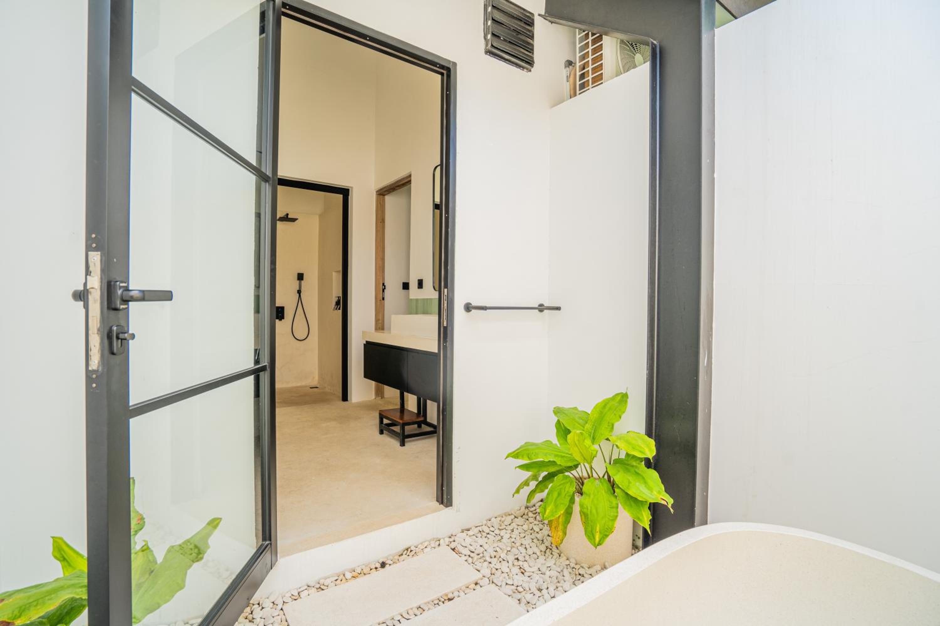 Villa KaKao - 4BR Villa in Kedungu