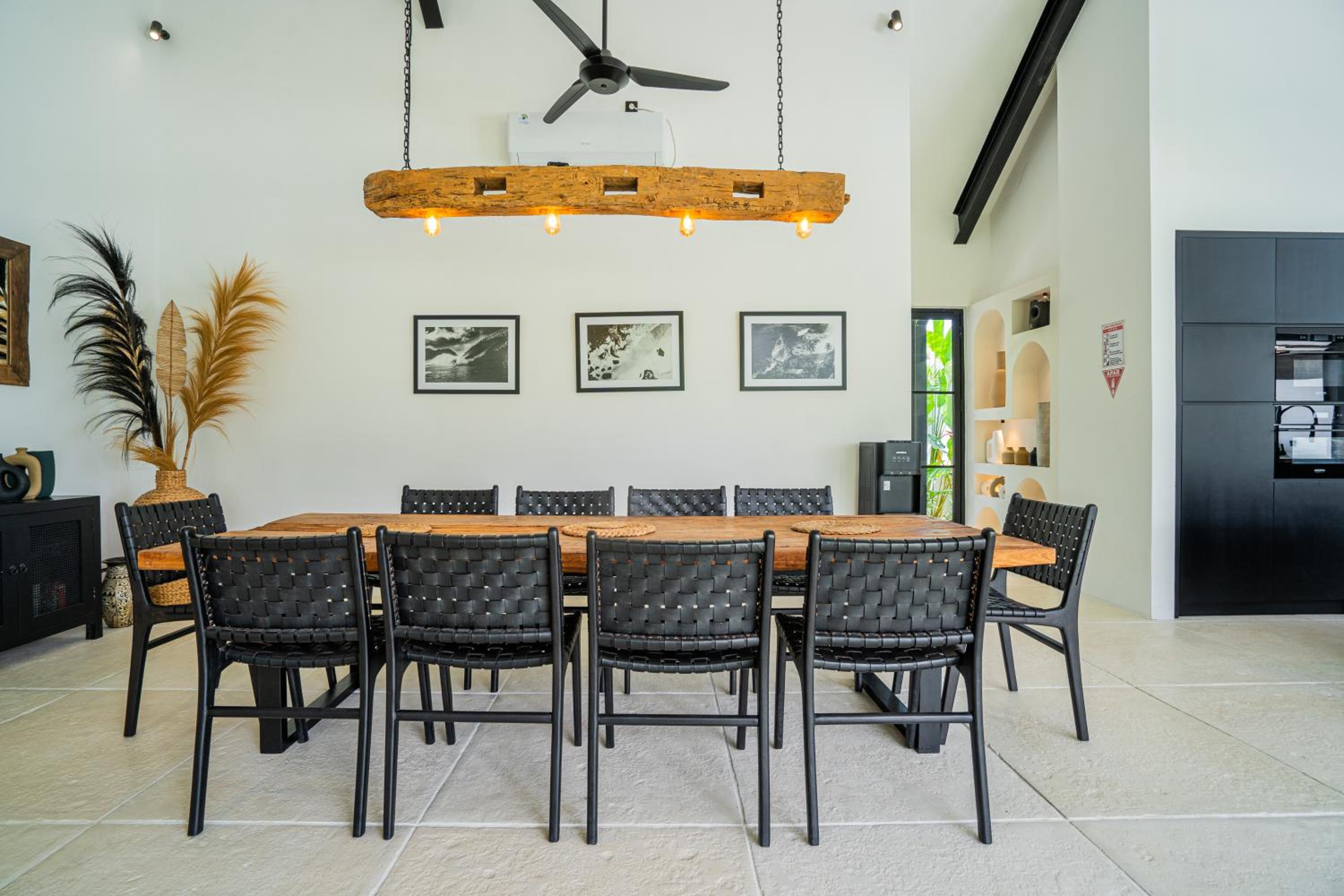 Villa KaKao - 4BR Villa in Kedungu