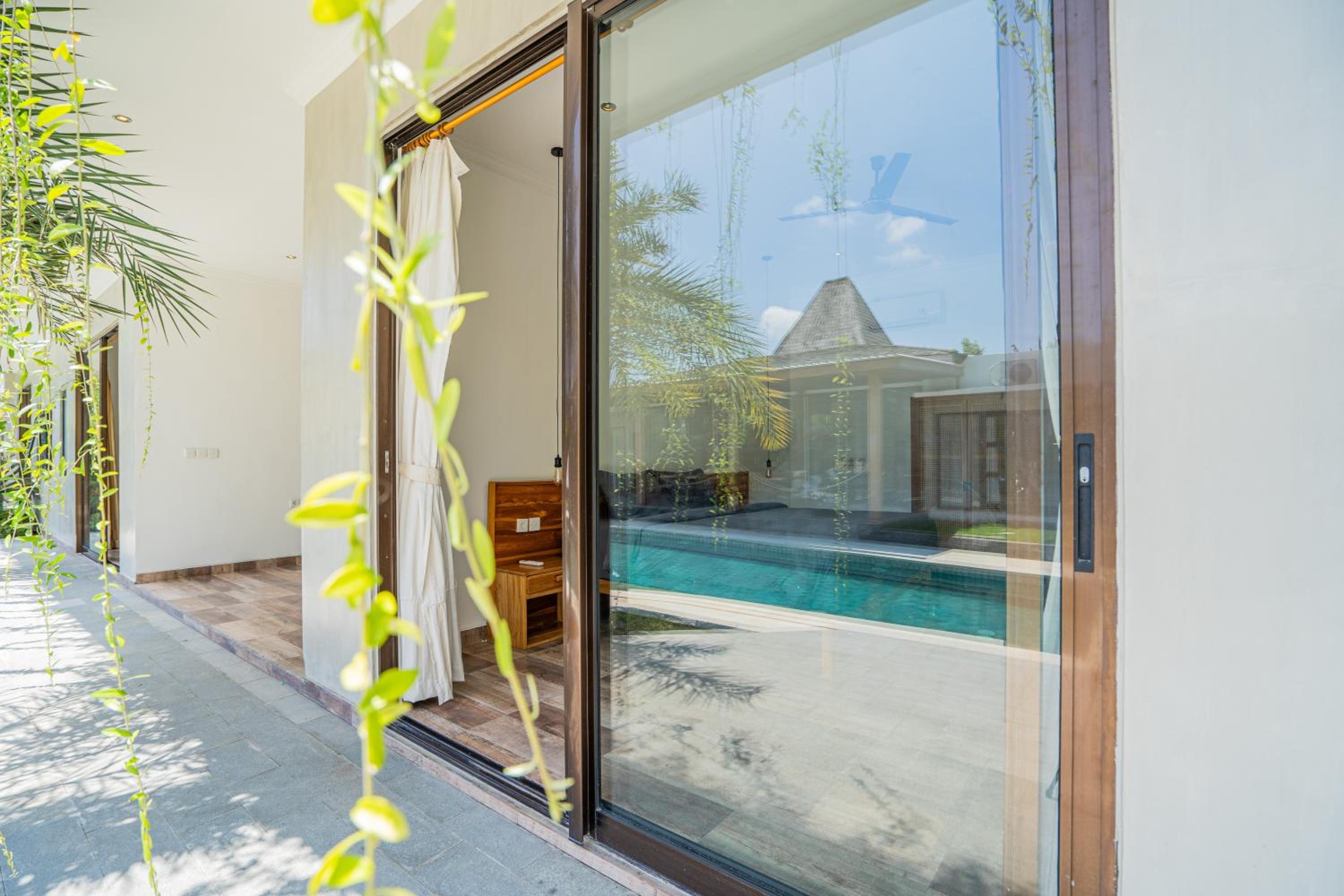 Villa Sunlight - 6BR Villa in Umalas