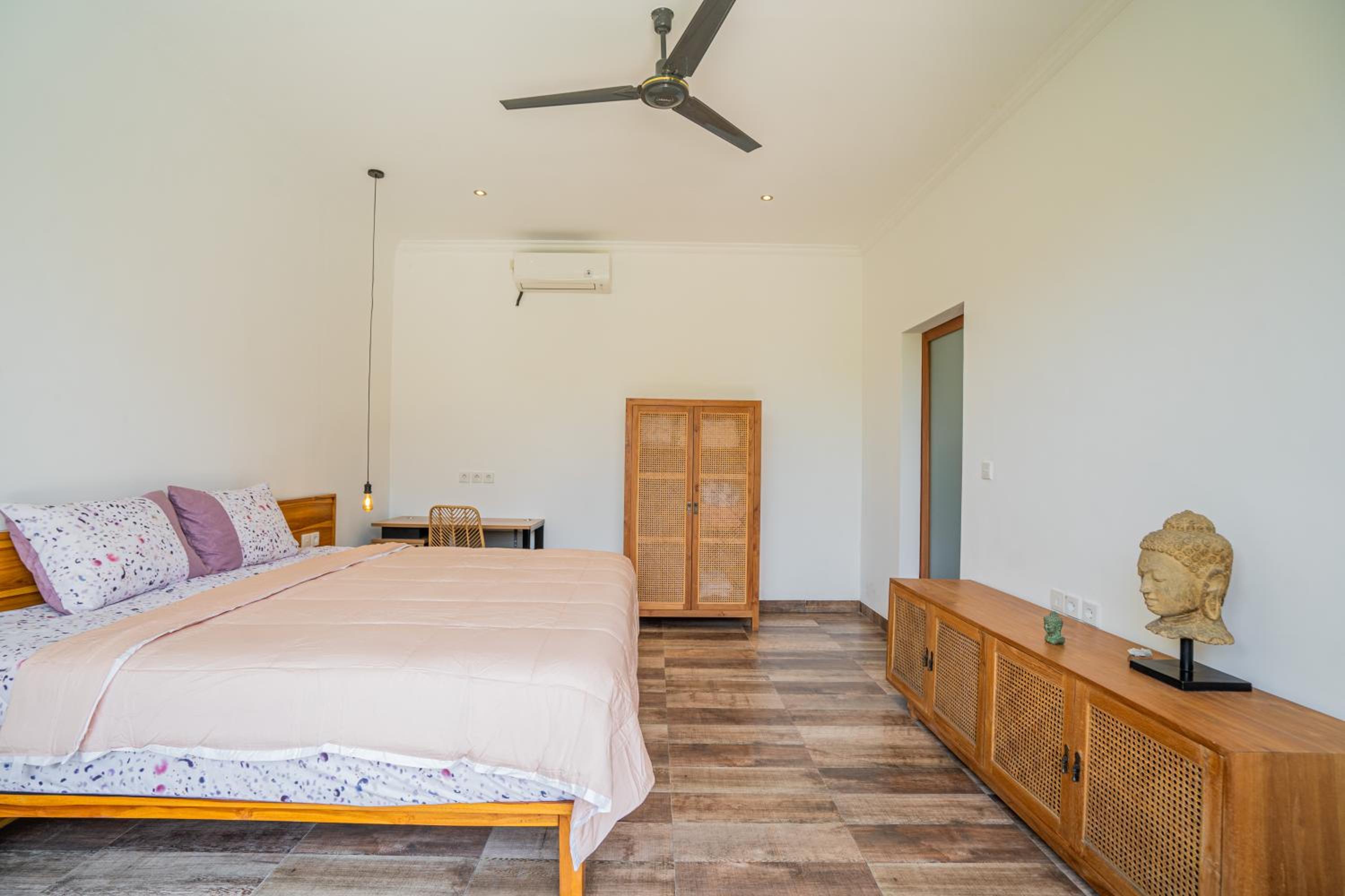 Villa Sunlight - 6BR Villa in Umalas