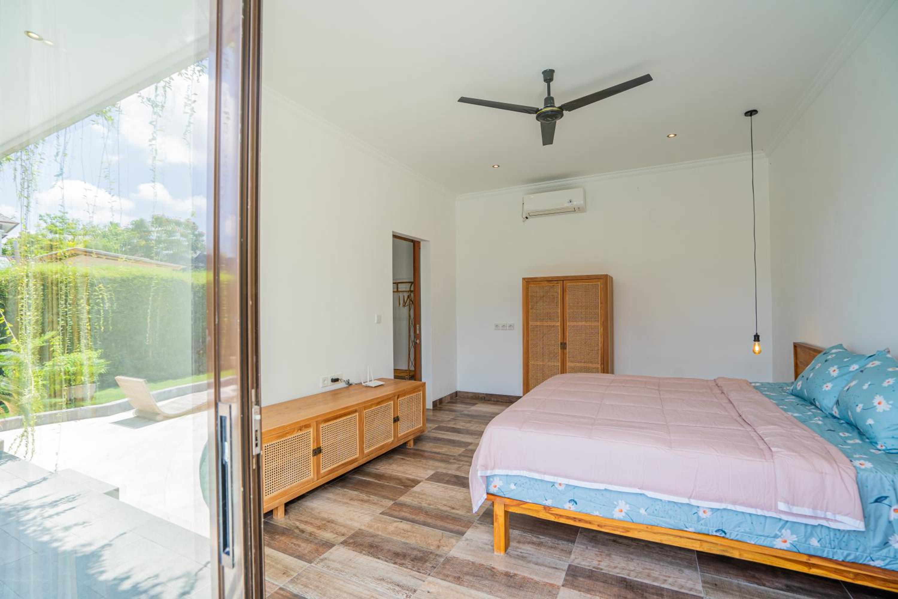 Villa Sunlight - 6BR Villa in Umalas