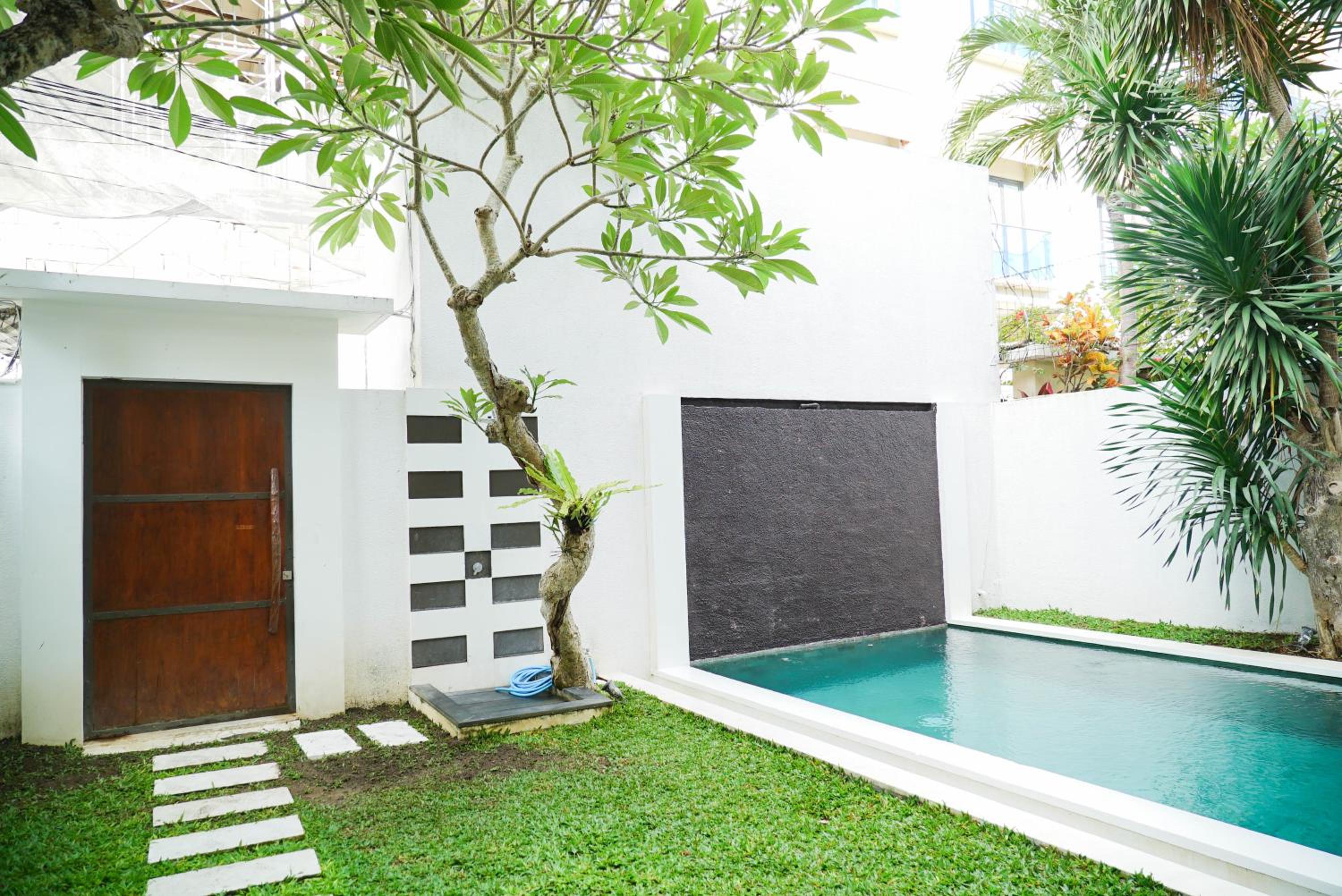 Mari Mar Beach Villa - 3BR next to Echobeach