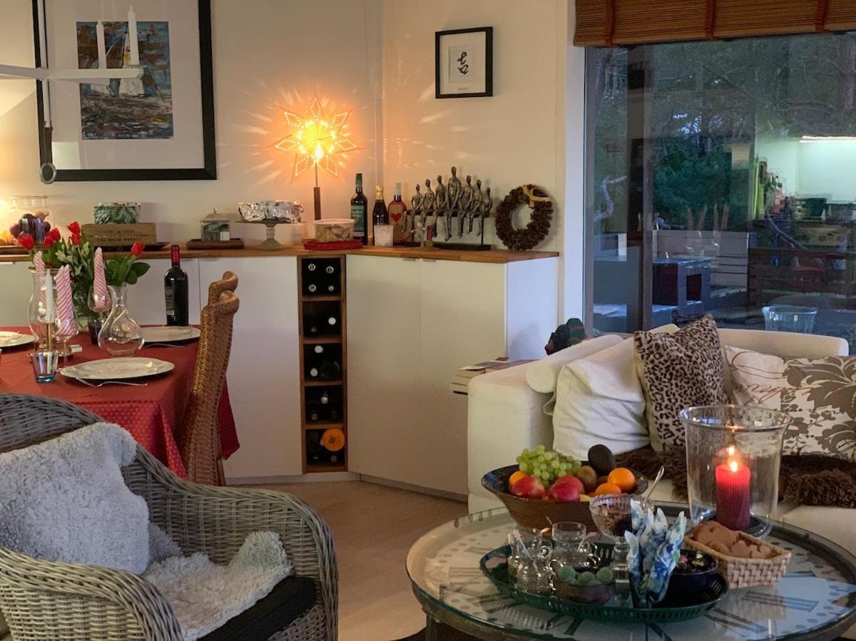 Escape to a Seaside Paradise Your Cozy Hideaway