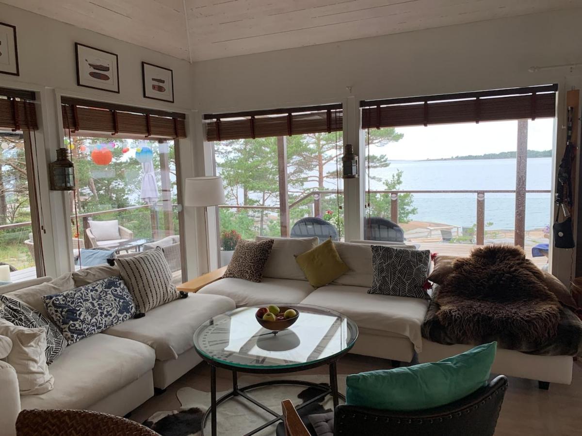 Escape to a Seaside Paradise Your Cozy Hideaway