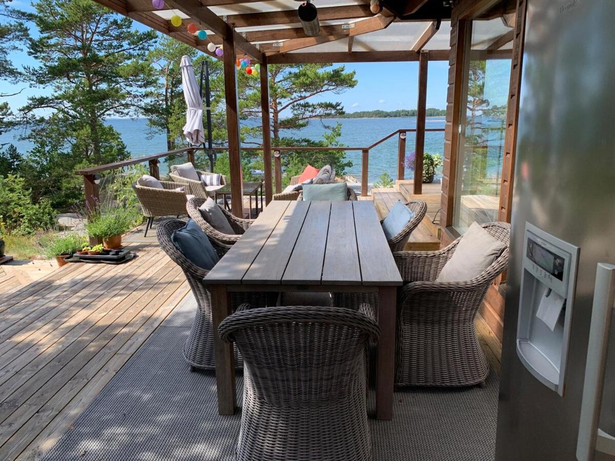 Escape to a Seaside Paradise Your Cozy Hideaway