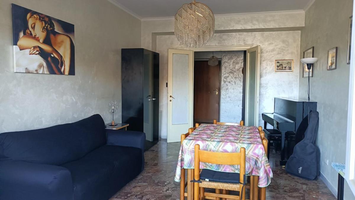 A casa di Ugo - Colors and space at Pigneto, Rome