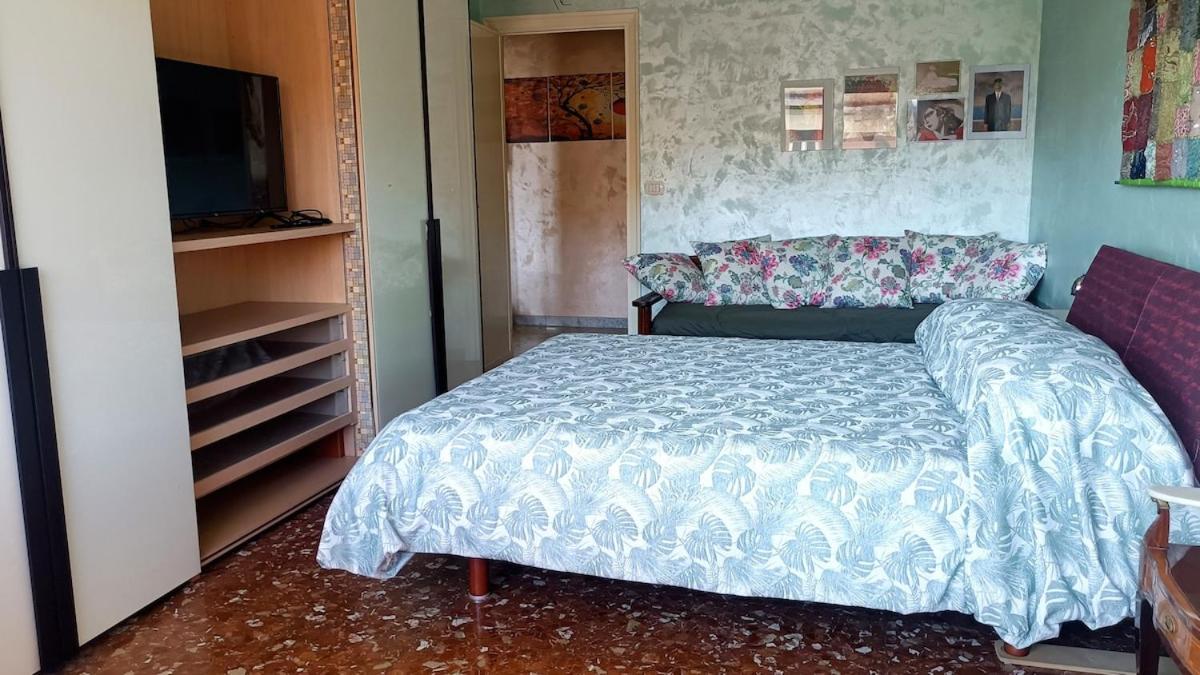 A casa di Ugo - Colors and space at Pigneto, Rome
