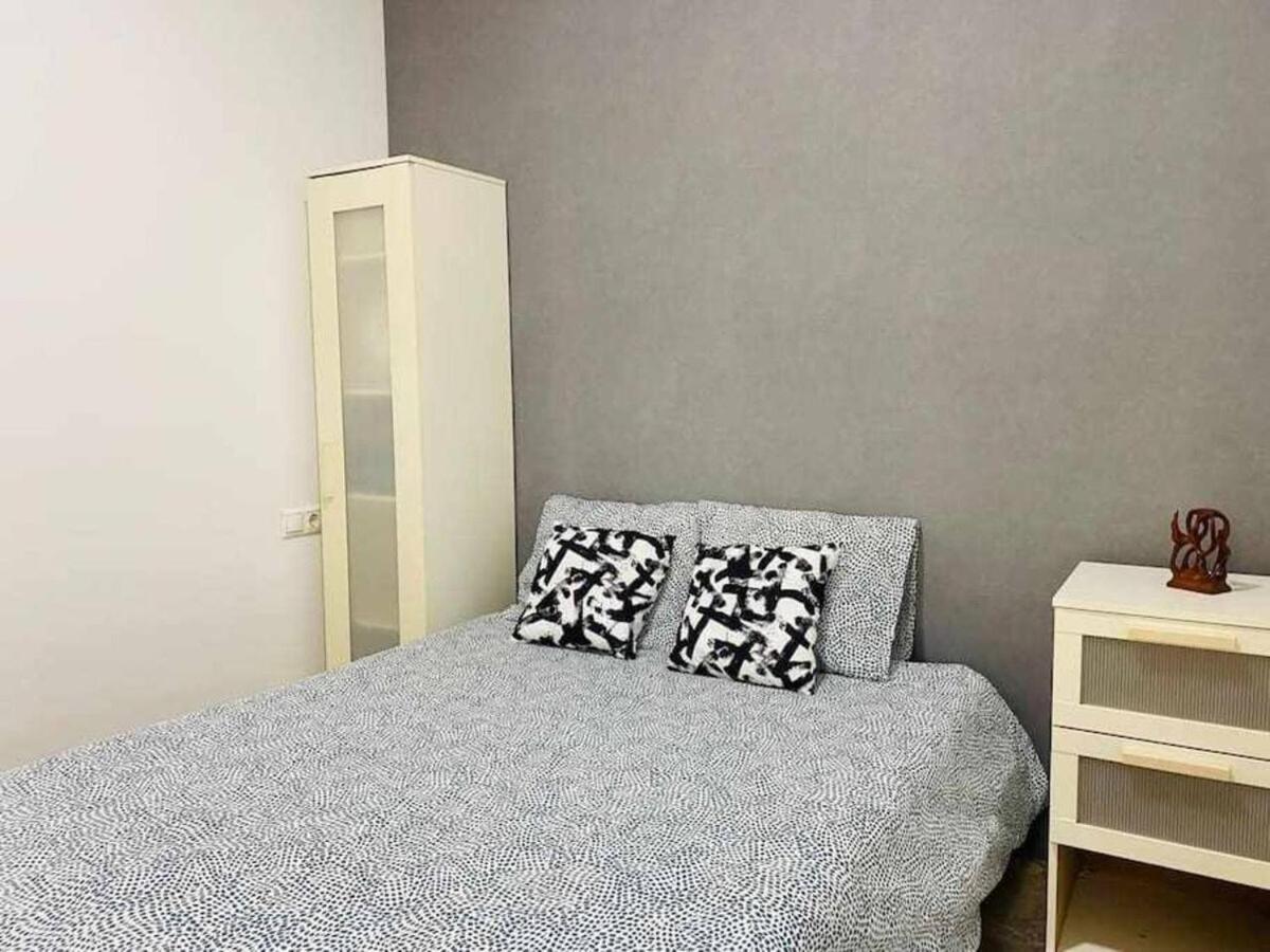 Apartamento con parking cerca de Puerto Marina