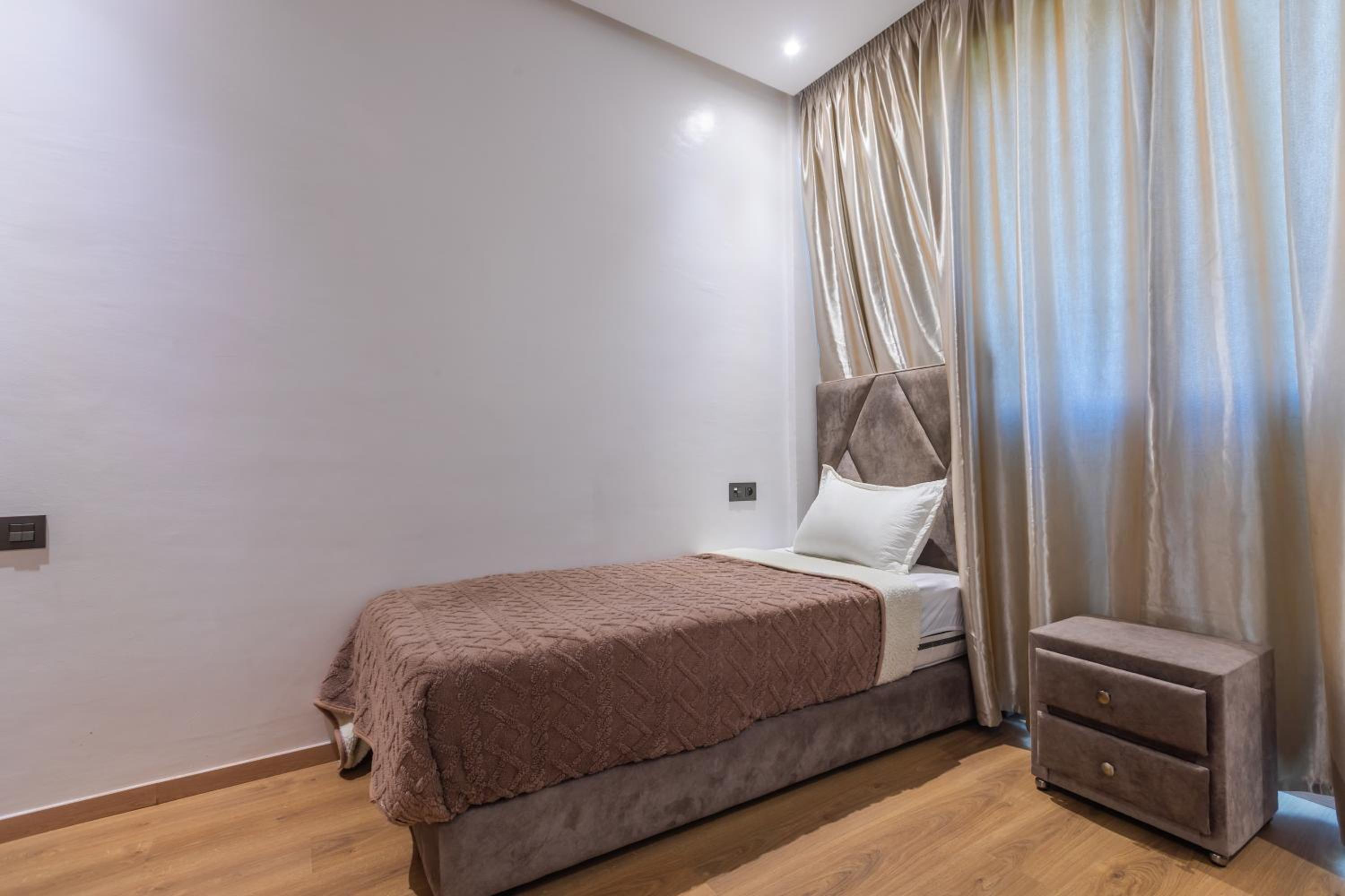 Appartement luxe 2 Piscines 300 m de la plage SONABA Founty Agadir