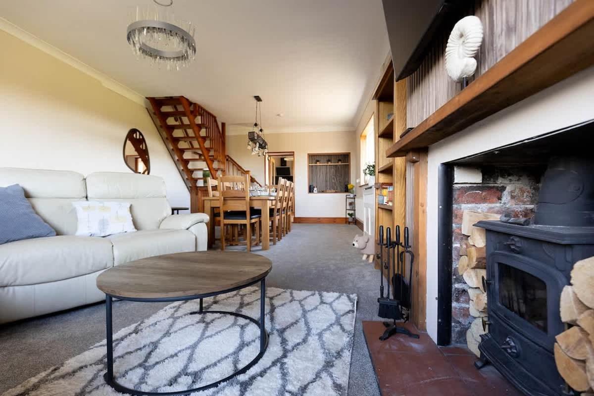 Spacious 4-Bed Lake District Getaway for Groups
