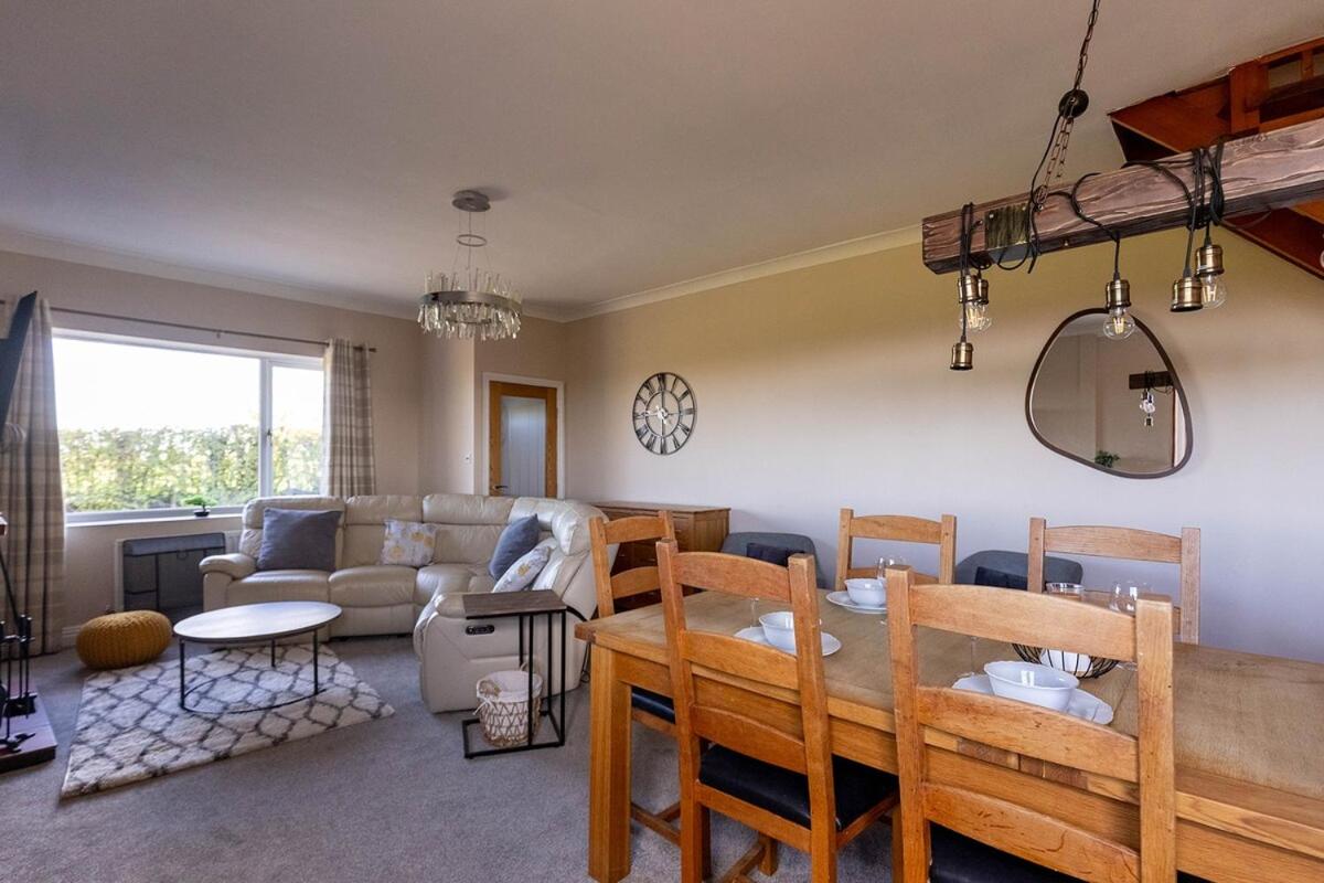 Spacious 4-Bed Lake District Getaway for Groups