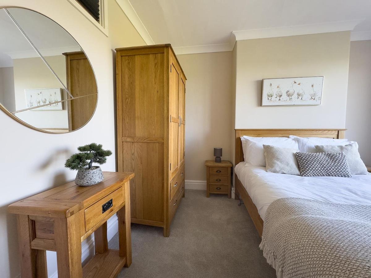 Spacious 4-Bed Lake District Getaway for Groups