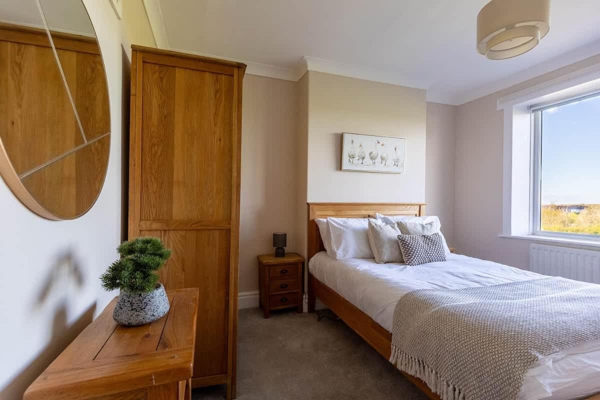 Spacious 4-Bed Lake District Getaway for Groups