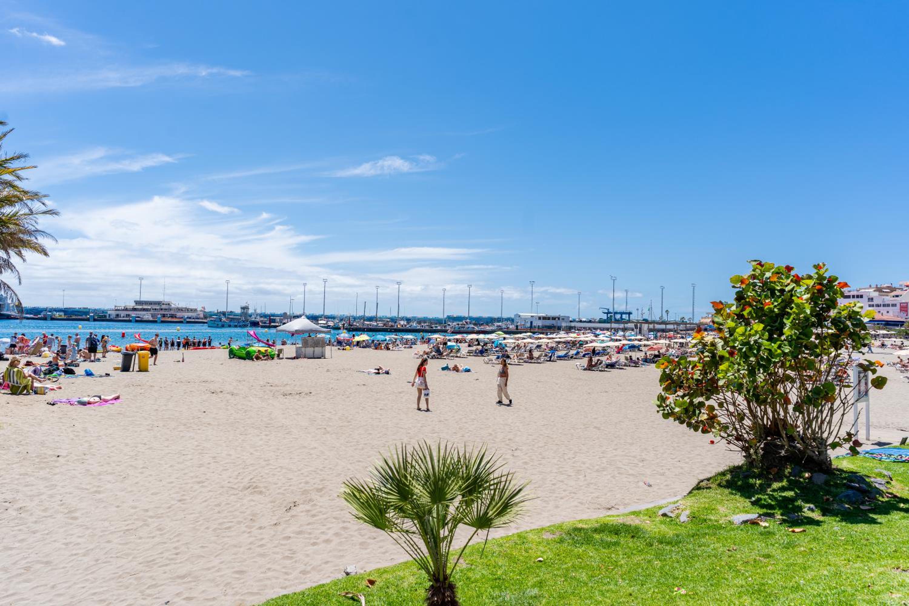 Apartment in Los Cristianos by the beach