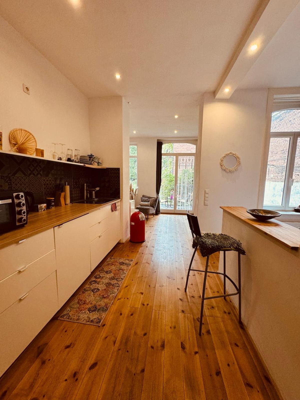 1-Zimmer-Apartment mit Balkon nähe ICE-Bahnhof