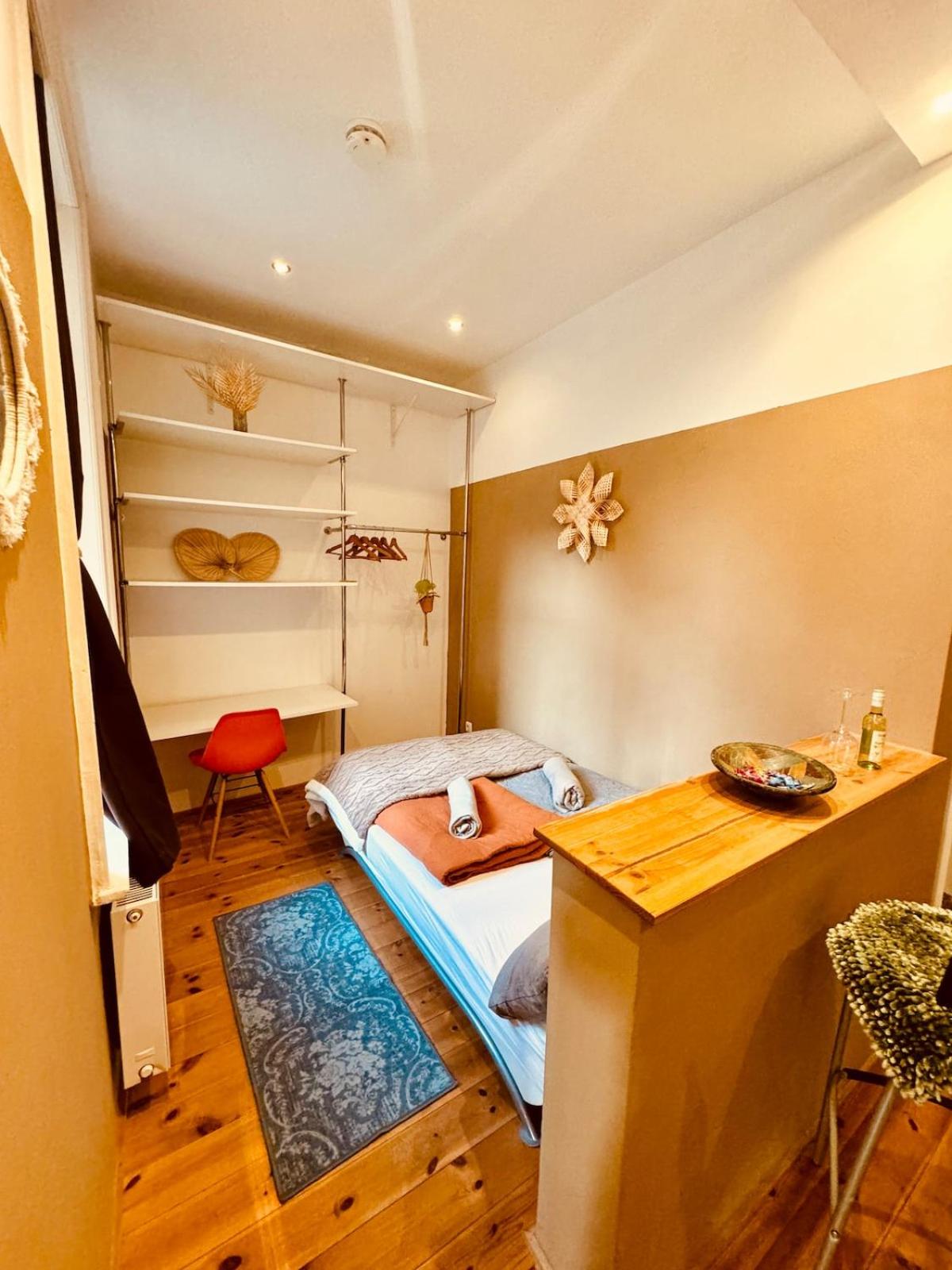 1-Zimmer-Apartment mit Balkon nähe ICE-Bahnhof