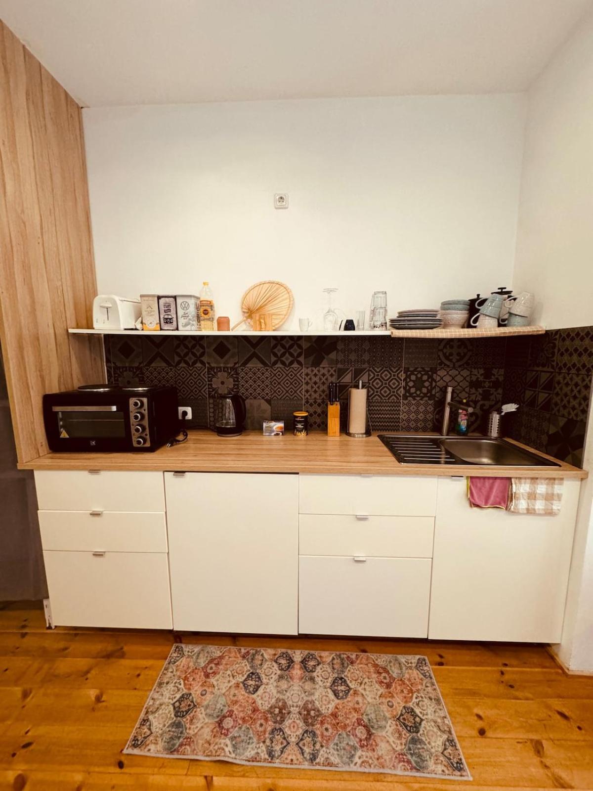 1-Zimmer-Apartment mit Balkon nähe ICE-Bahnhof