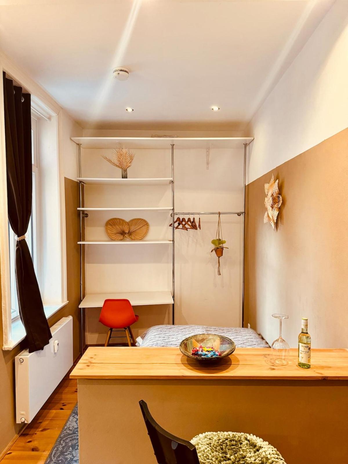 1-Zimmer-Apartment mit Balkon nähe ICE-Bahnhof