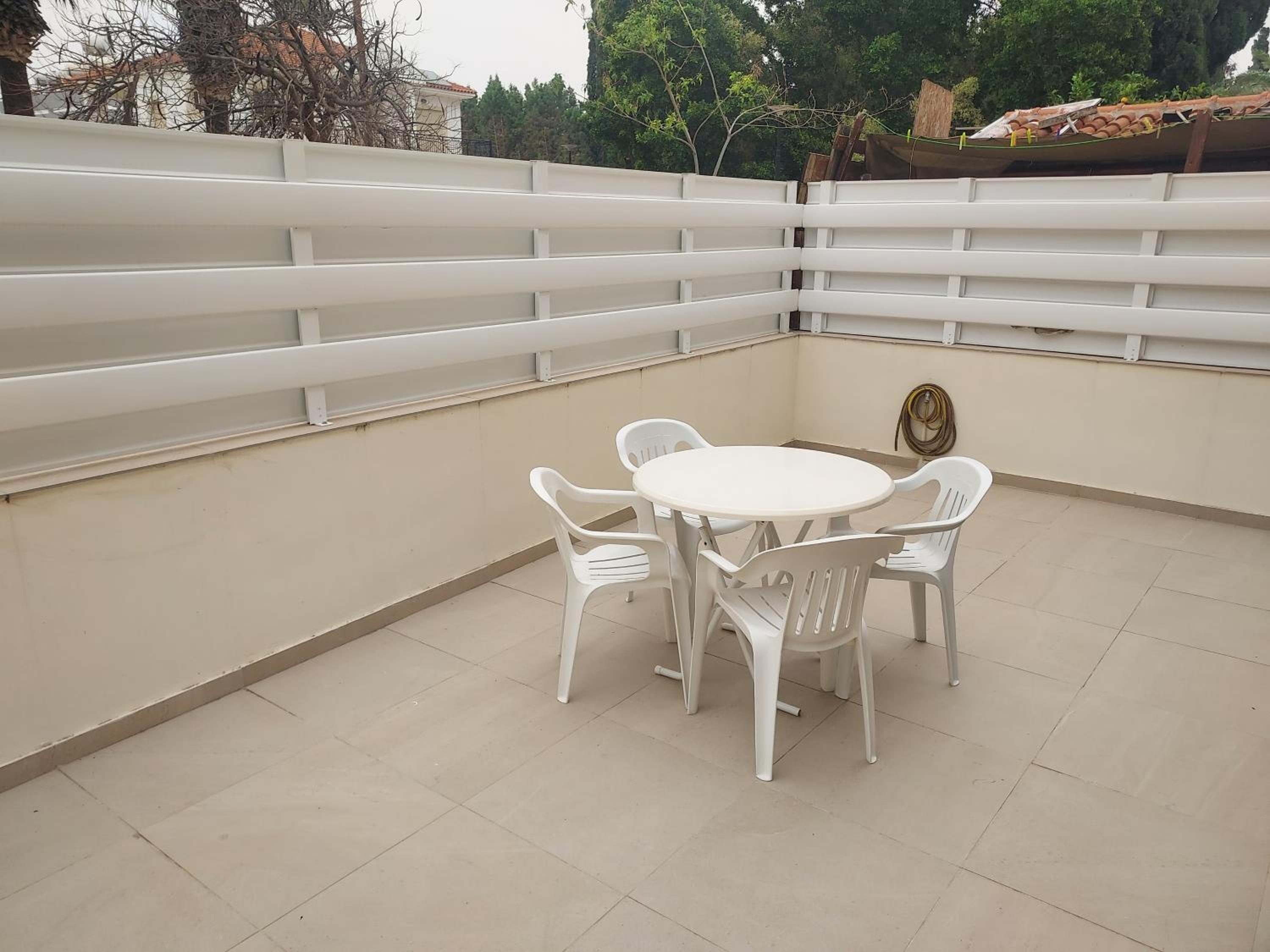 Sea Breeze Maisonette