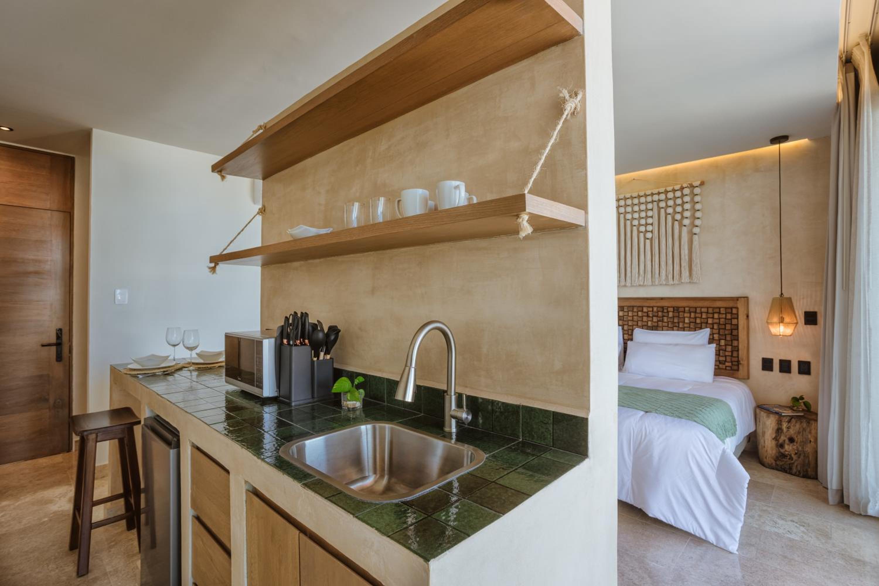 Lalola Boutique Apartments by Andiani Travel