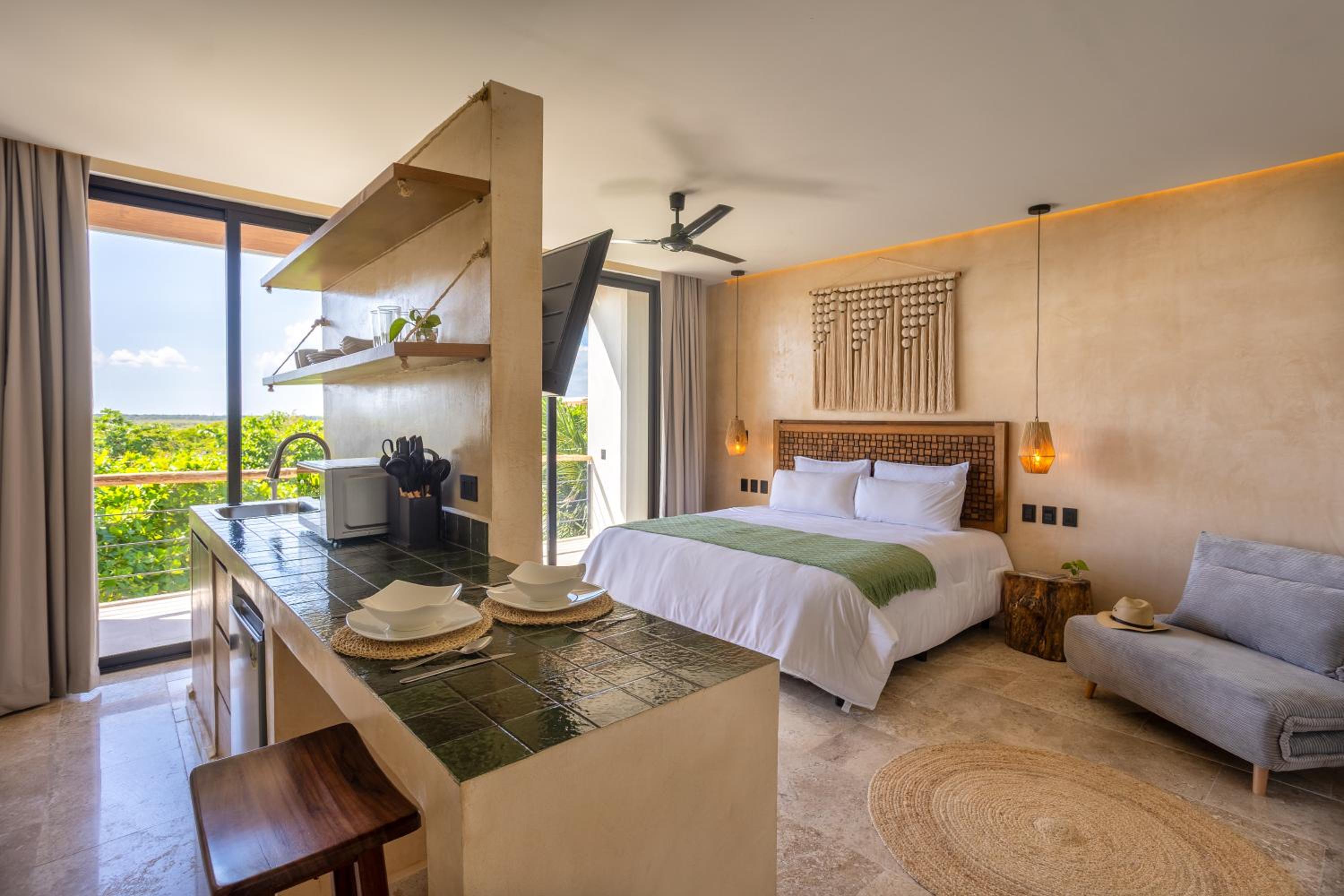 Lalola Boutique Apartments by Andiani Travel