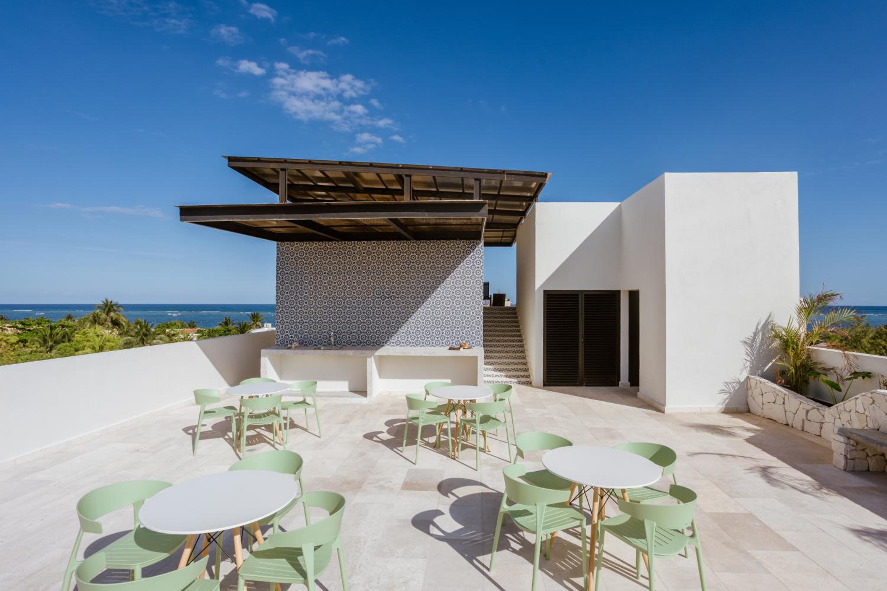 Lalola Boutique Apartments by Andiani Travel