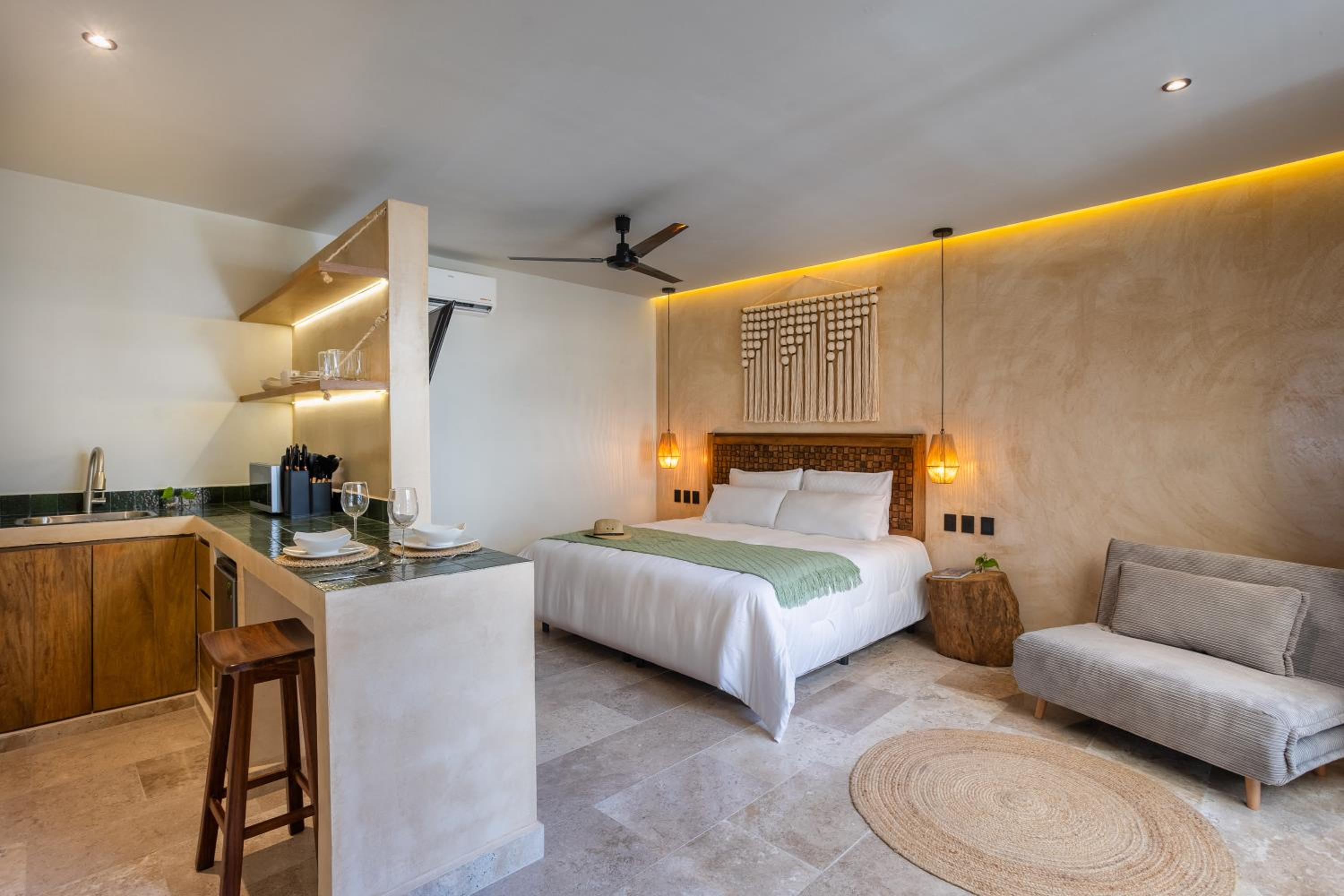 Lalola Boutique Apartments by Andiani Travel