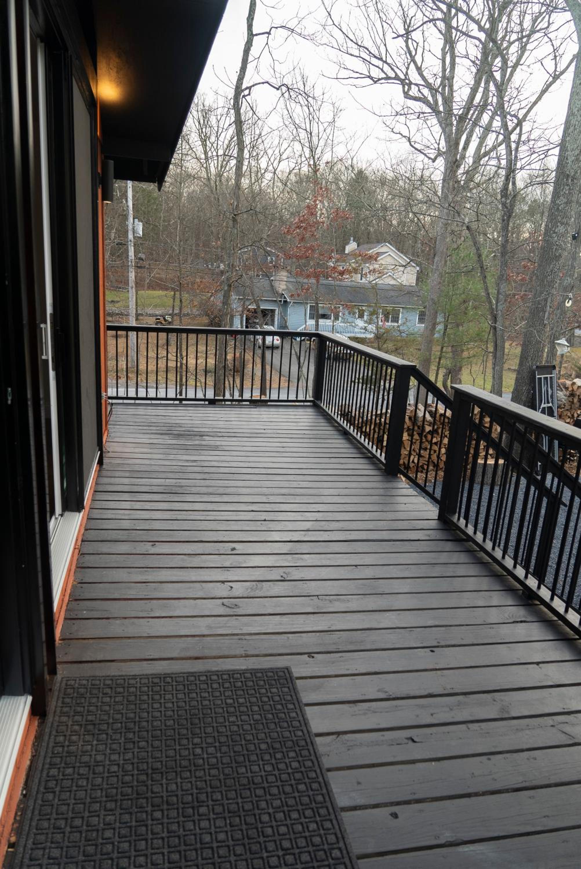 Modern Retreat Poconos 3BR Fire Pit Skiing