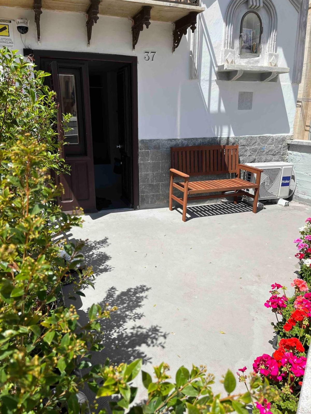 Casa Themis al mercato del Capo