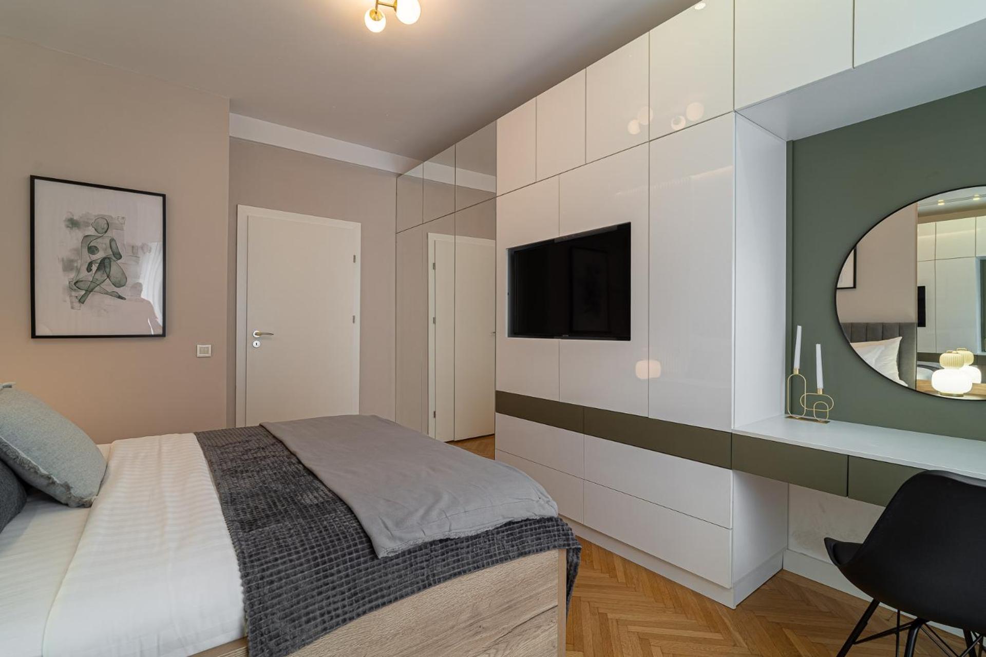 Urban 1BR Loft Residences - Modern Comfort in Bucharest Center